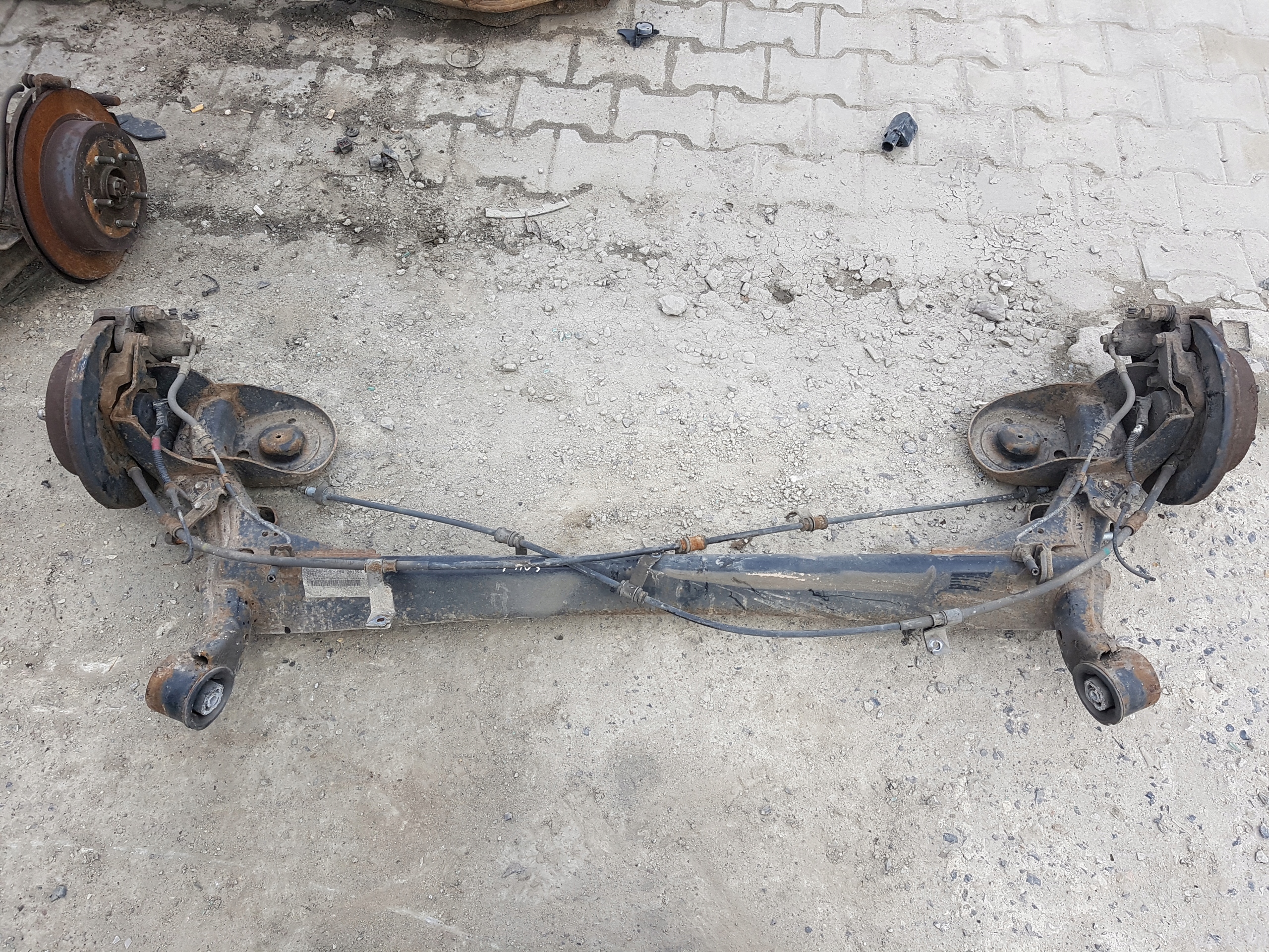 KIA SOUL I 08r- BELKA ZAWIESZENIA TYŁ