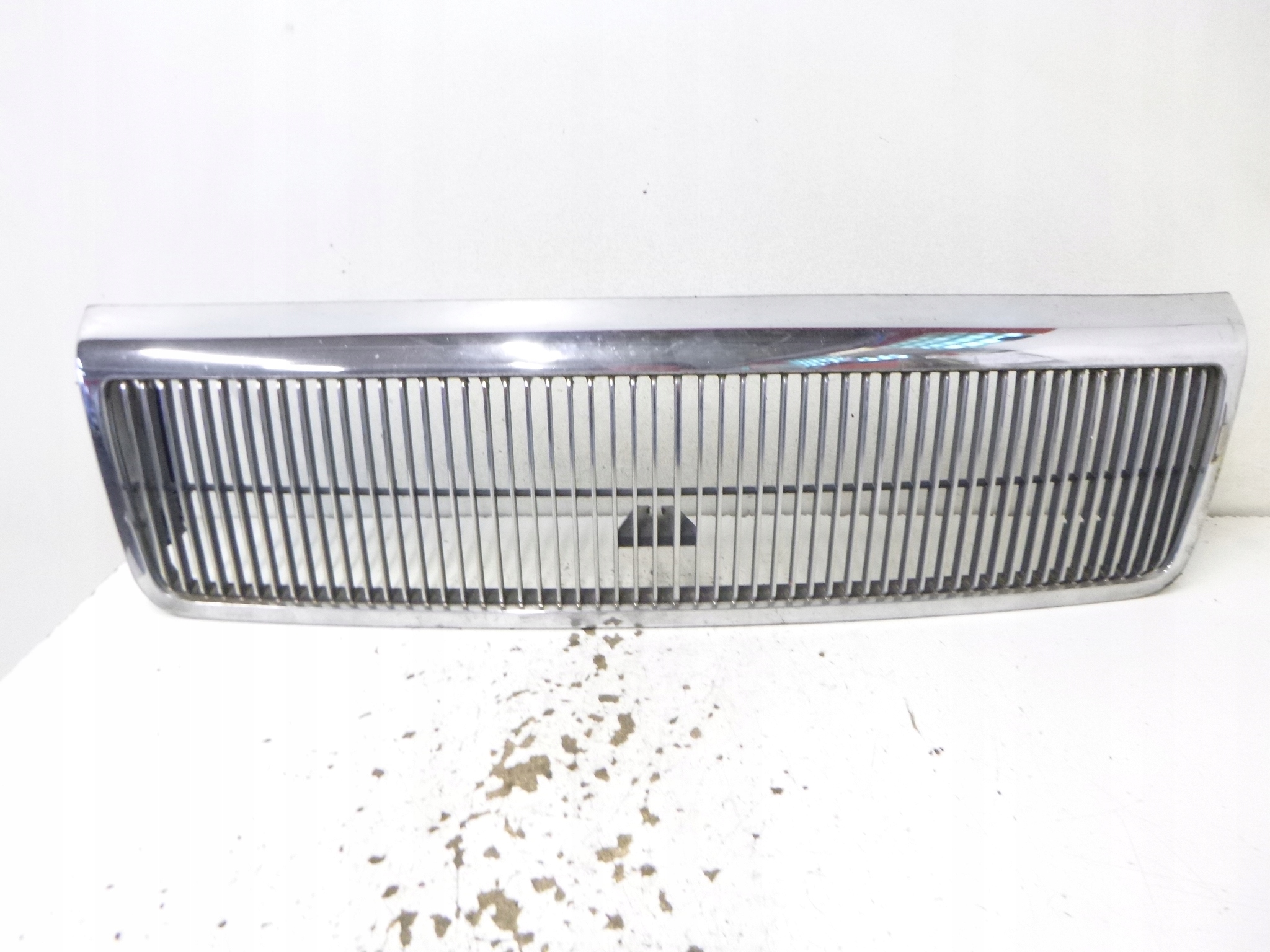 Grill Grill Chrysler Sebring 1991