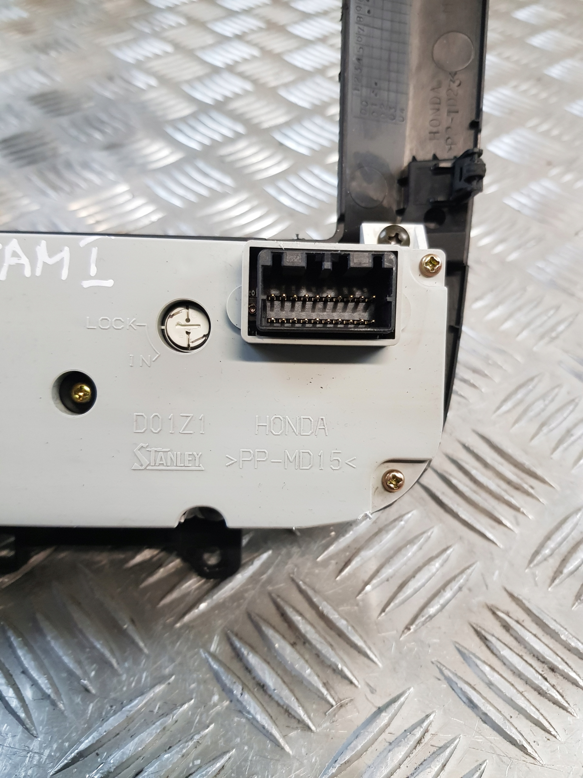 PANEL air conditioning devices frame central KRATKI air conditioning devices HONDA STREAM and