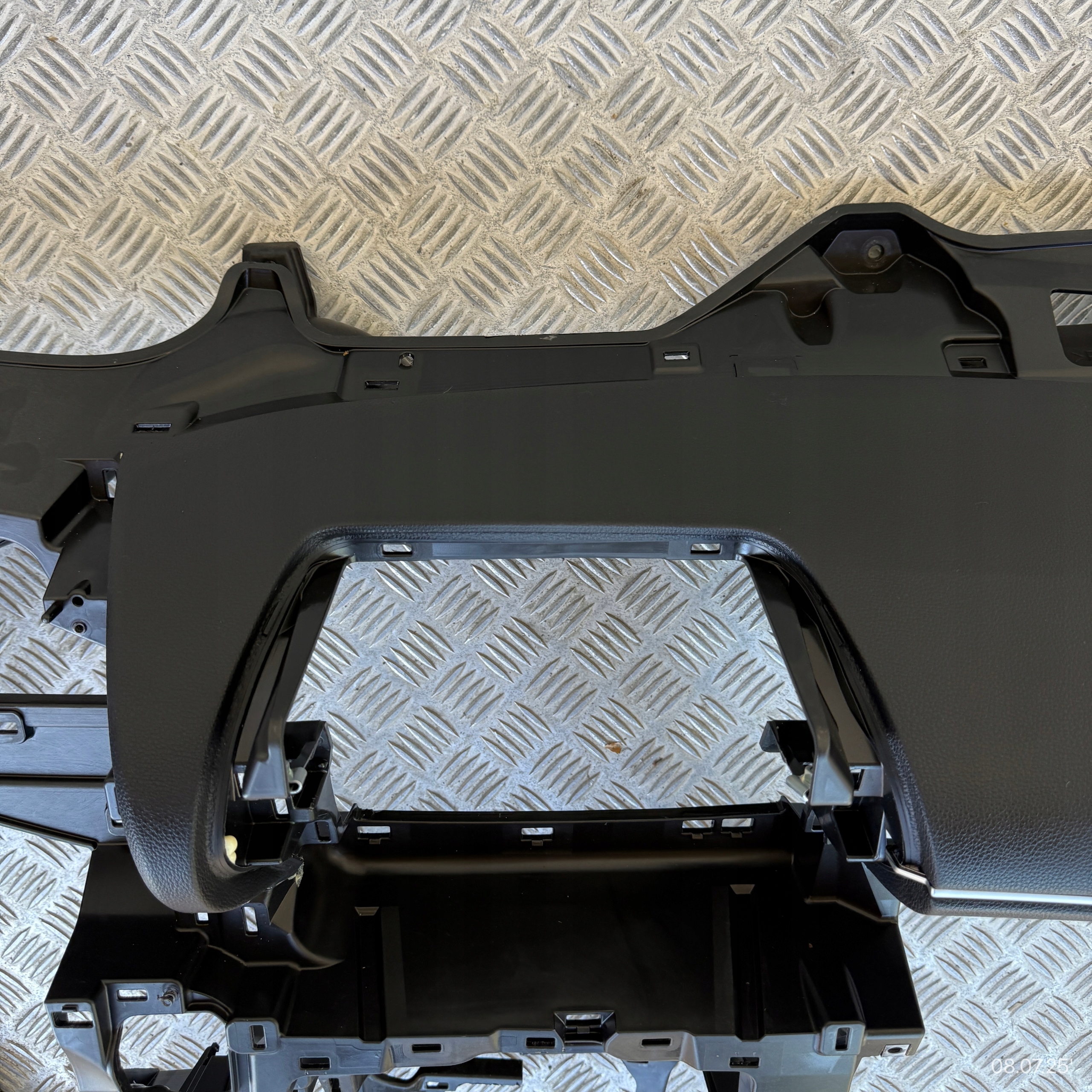 dashboard complete airbag console tension belts cockpit MAZDA 2 IV 2024 ROK