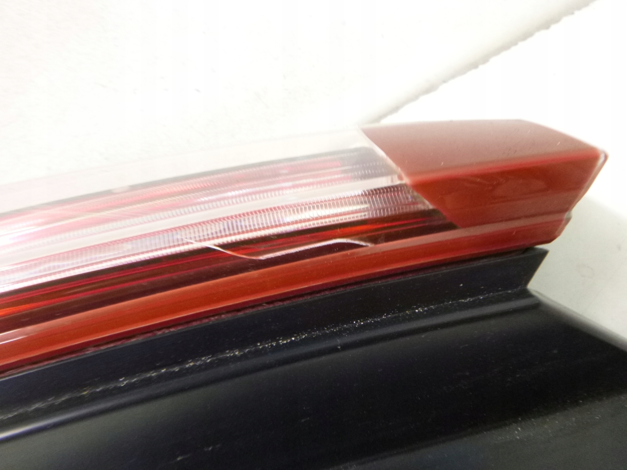 light rear left Citroen C4 Picasso 2008r. 00946601