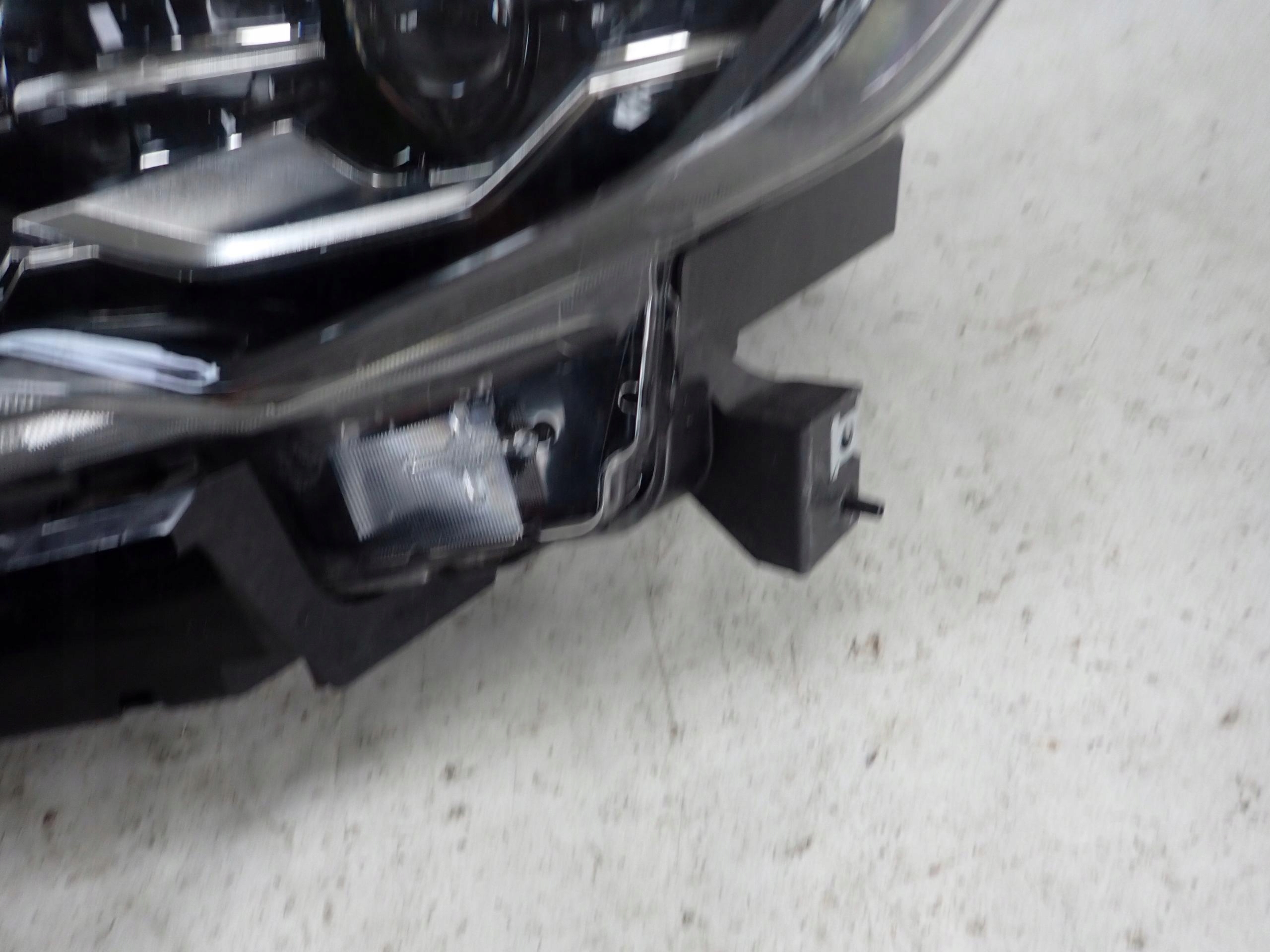 NISSAN X-TRAIL T32 LIFT 17- light left front front