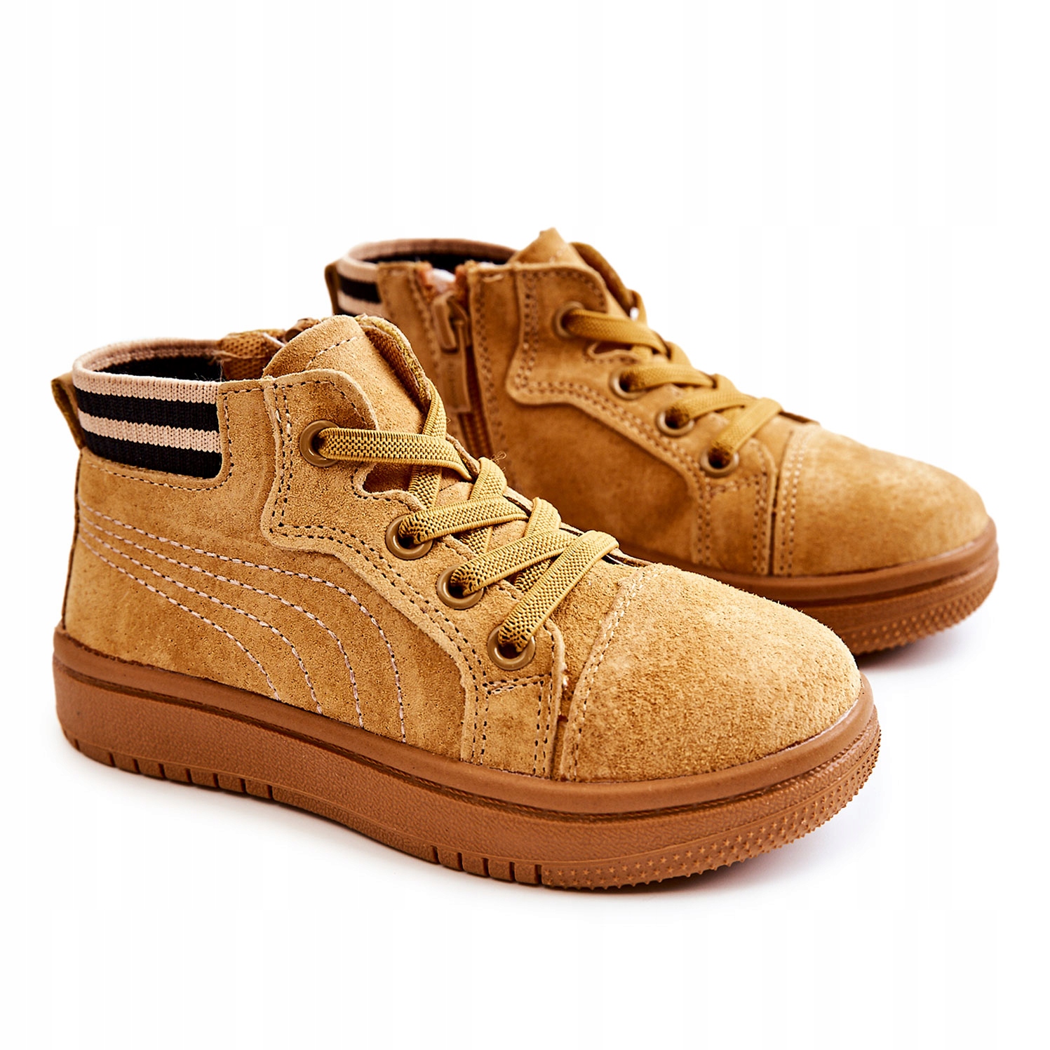 

Dziecięce Wysokie Trampki Na Suwak Camel 24
