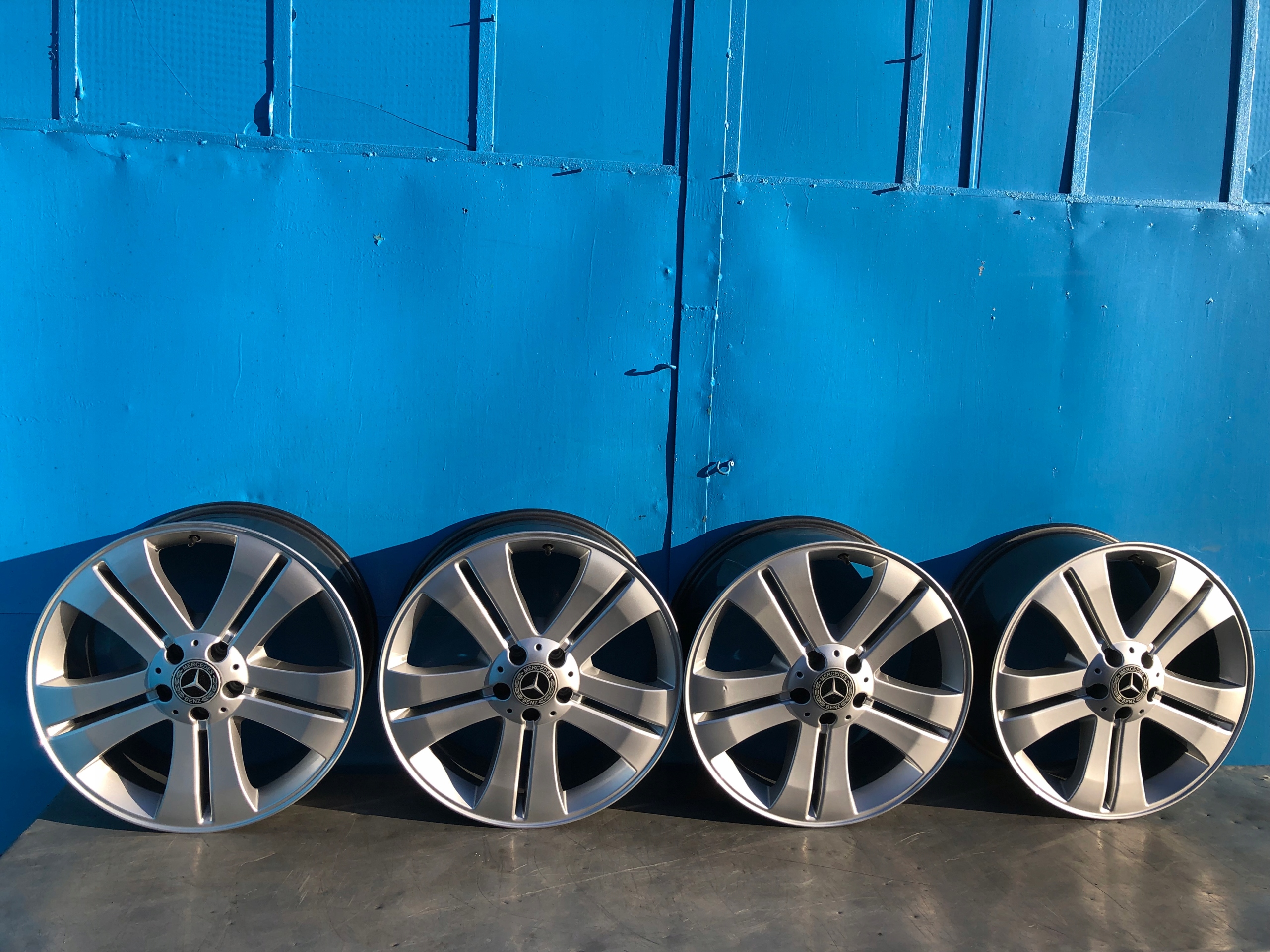 ЛИТІ ДИСКИ ДИСКИ W251 W164 X164 ОСНОВНИЙ ML MERCEDES 19”
