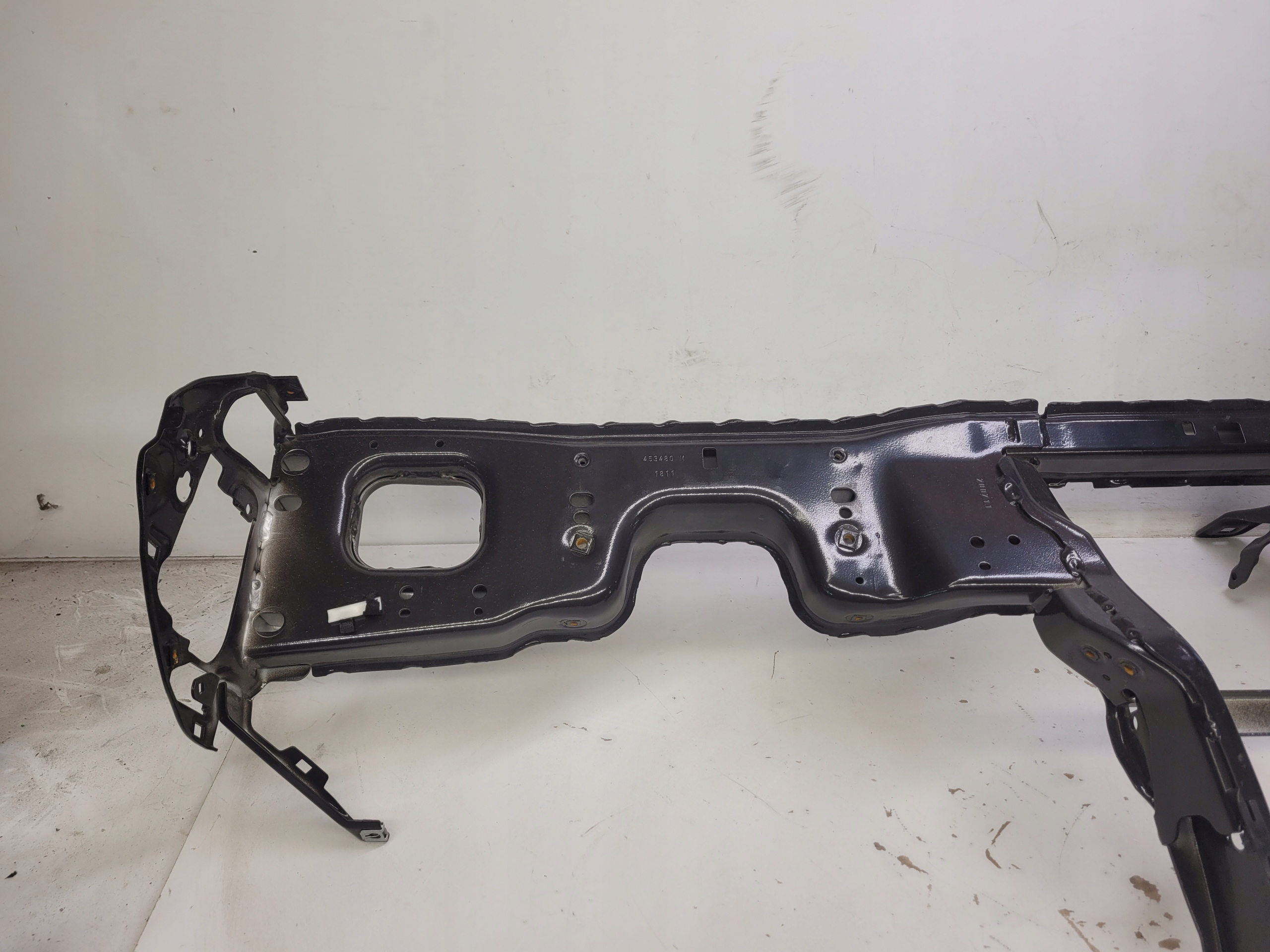 SUPPORT DU TABLEAU DE BORD ROZDZIELCZEJ AUDI A8 D4 4H1857017A
