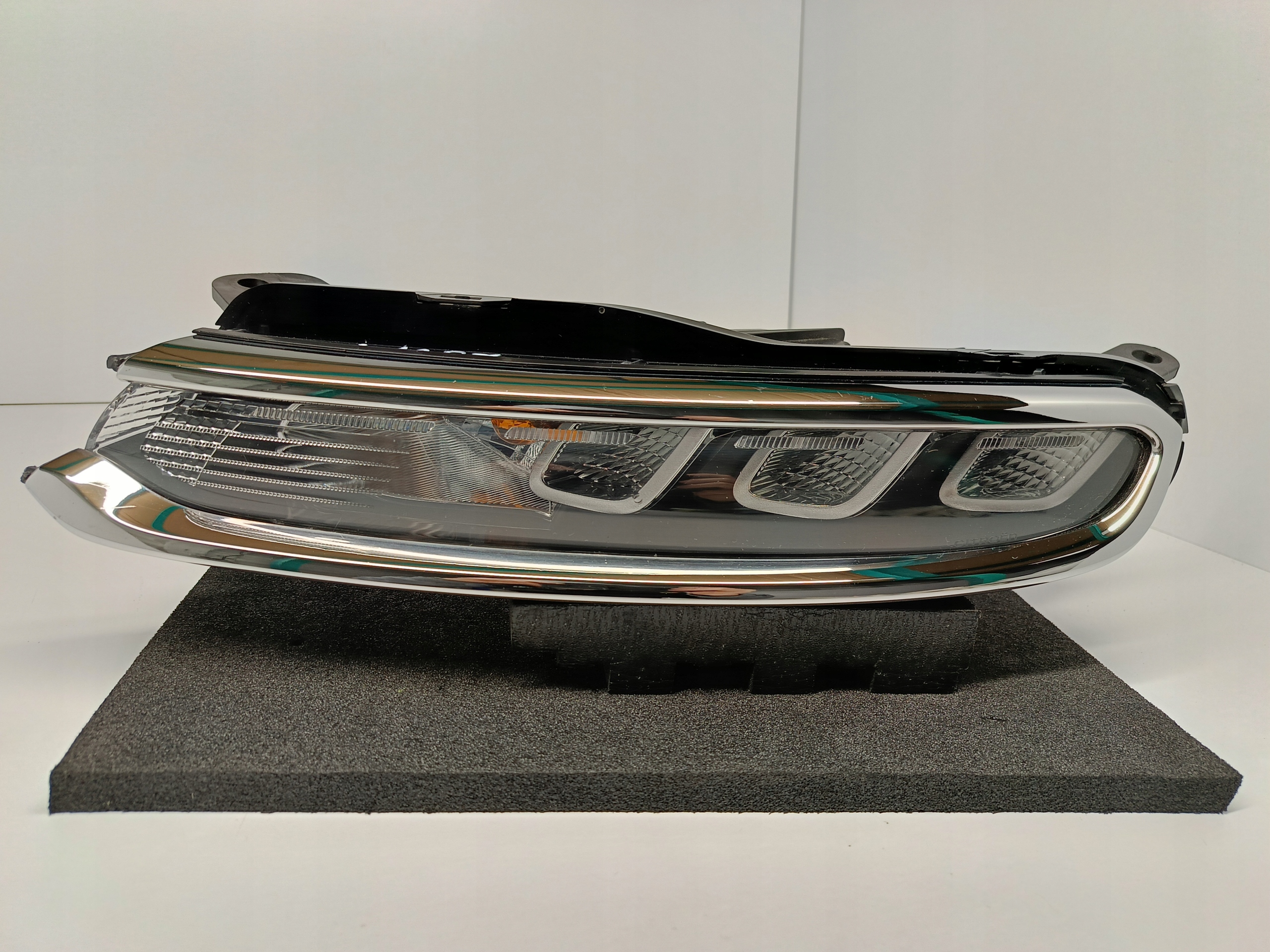 CITROEN C3 III 16- LAMPA LEWA ŚWIATŁO DRL LEWE PRZÓD LED OEM 9823313080