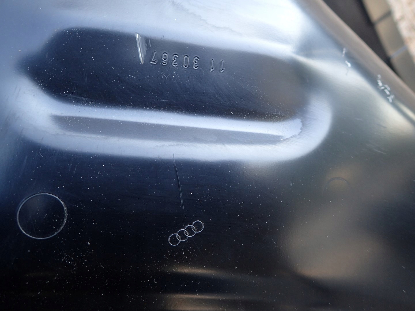 NADKOLE WEWNĘTRZNE PRAWE TYLNE TYŁ AUDI A3 8V Producent części Audi OE