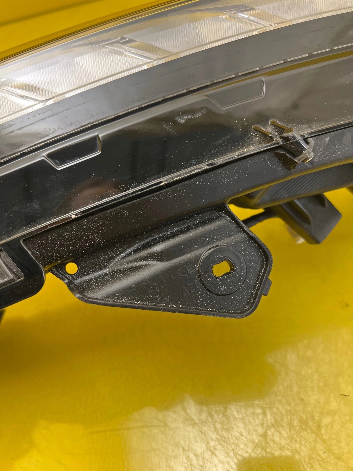 light right Mitsubishi Eclipse Cross Lift Led 21- 92206010