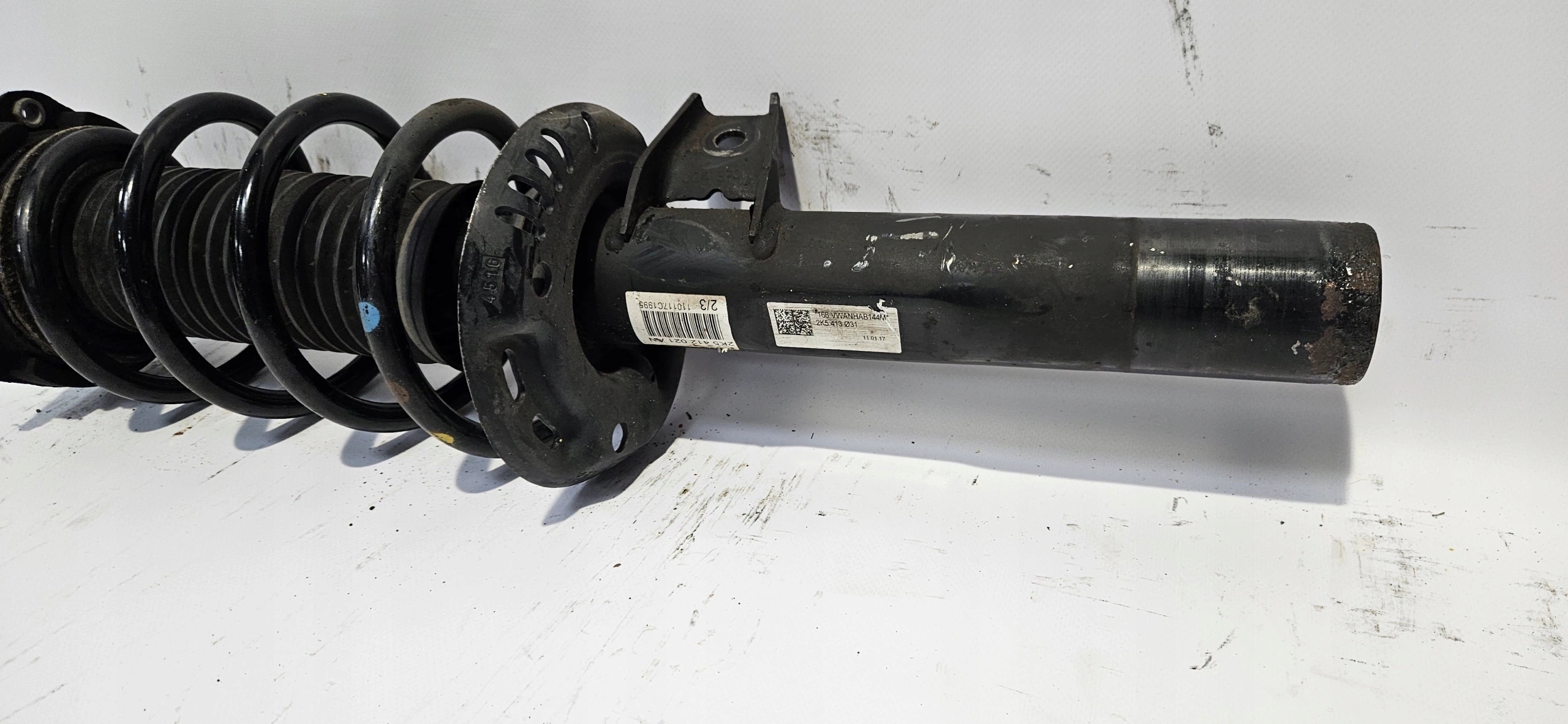 shock absorber right front VW CADDY IV 2K5413031