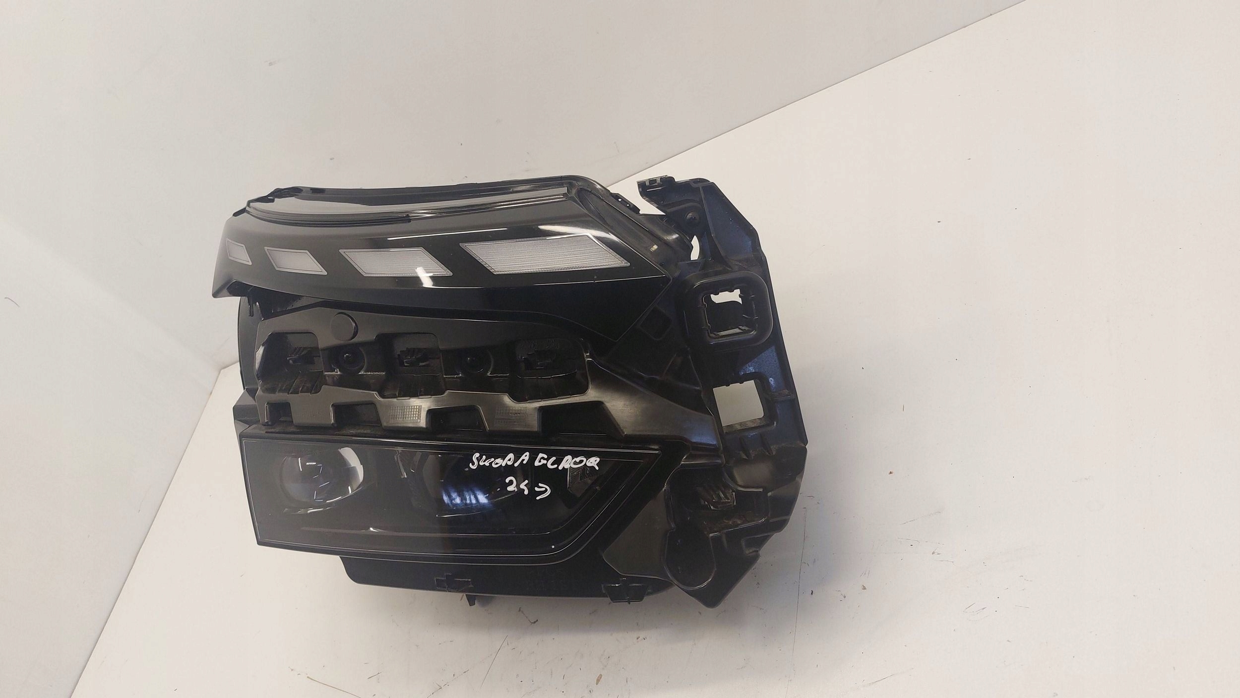 SKODA ELROQ light FULL LED right right front 5LB941036A EUROPA