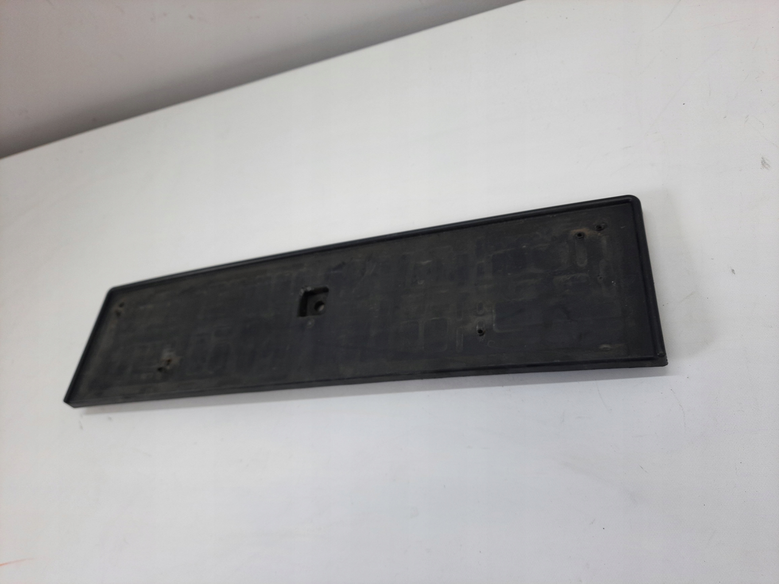 HONDA CIVIC 10 X 17- moulding below TABLICE front original