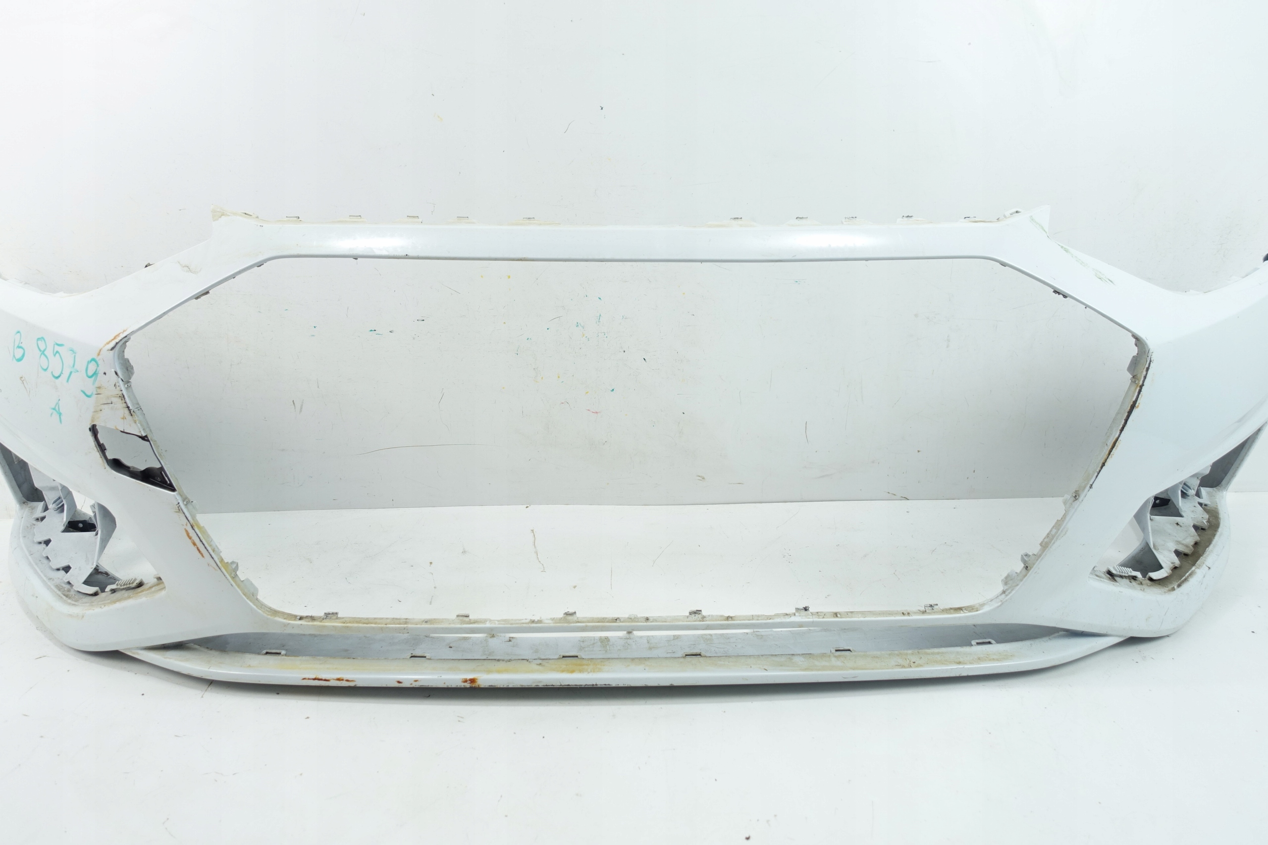 bumper front front AUDI A4 B9 8W0 LIFT