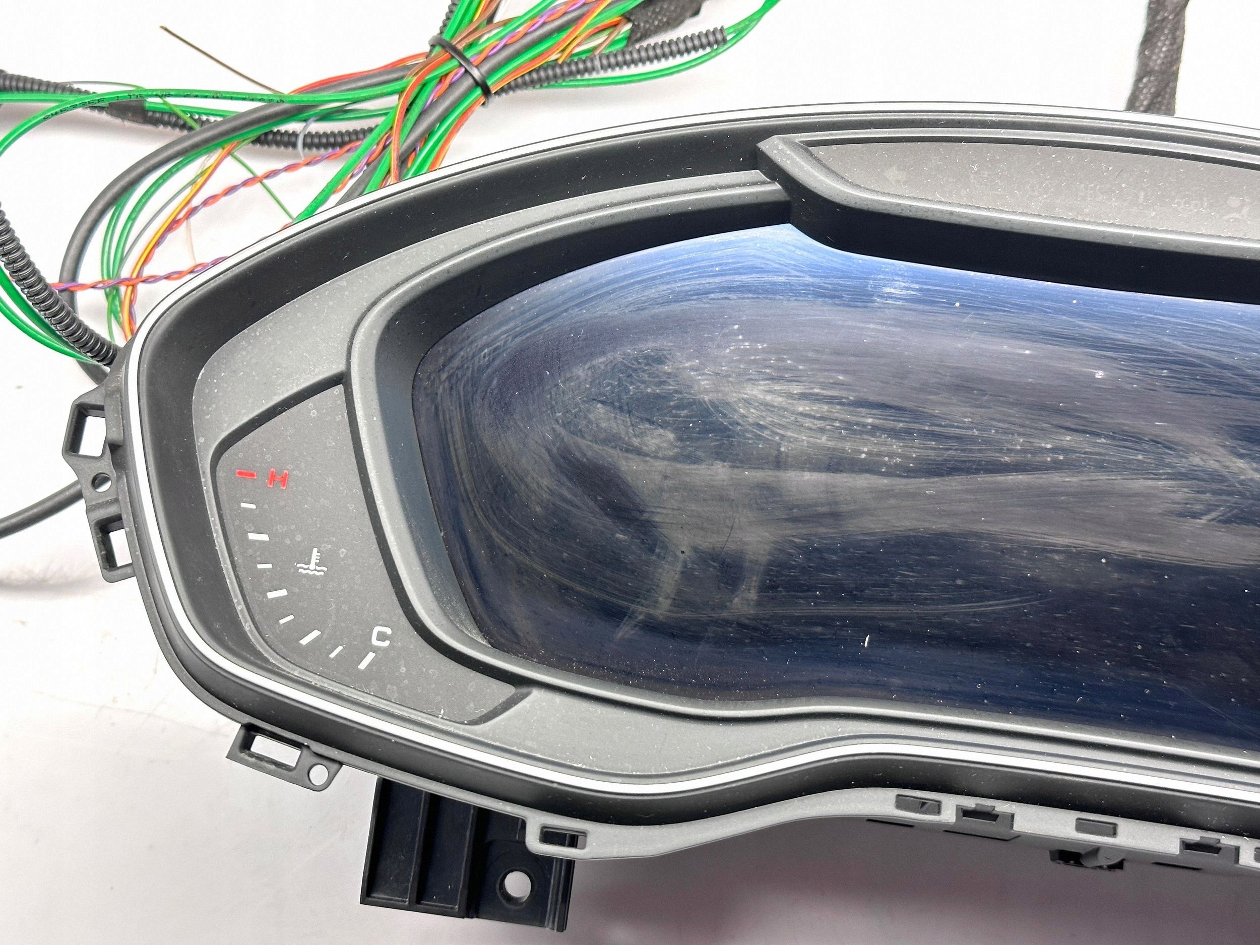 AUDI A4 B9 A5 8W F5 Q5 dials VIRTUAL COCPIT EKRAN display 8W5920890D