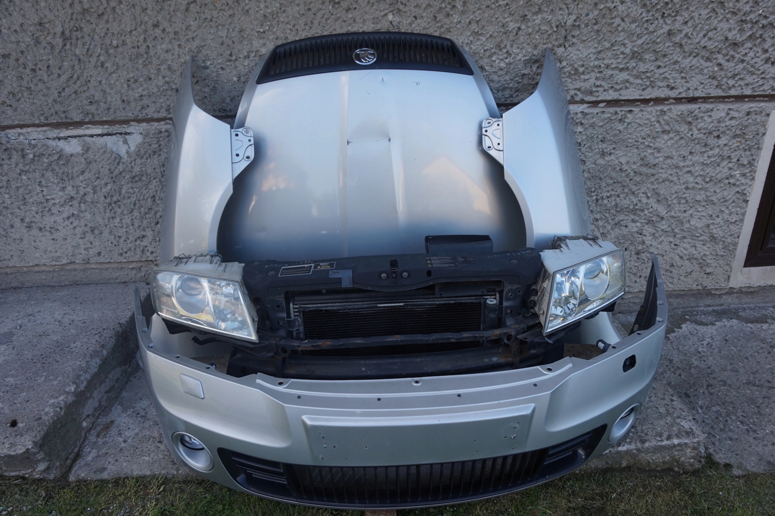 LAMPA LEWA KOMPLETNY PRZÓD SKODA OCTAVIA II RS