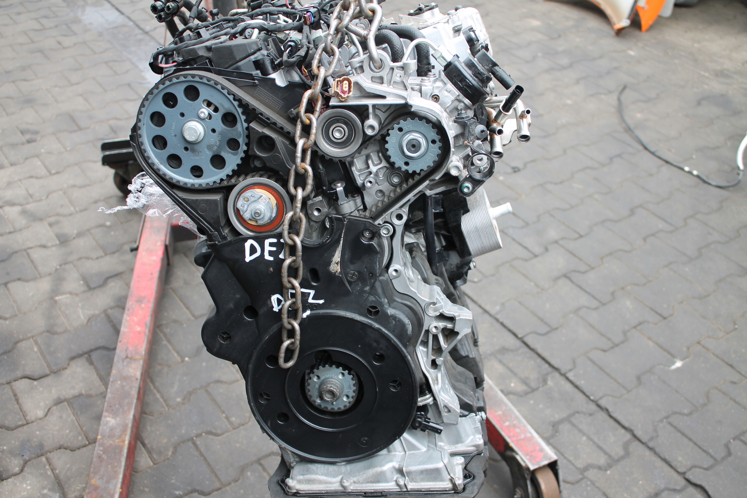 engine complete AUDI 2.0 TDI DEZ 30TYS KM without TURBO
