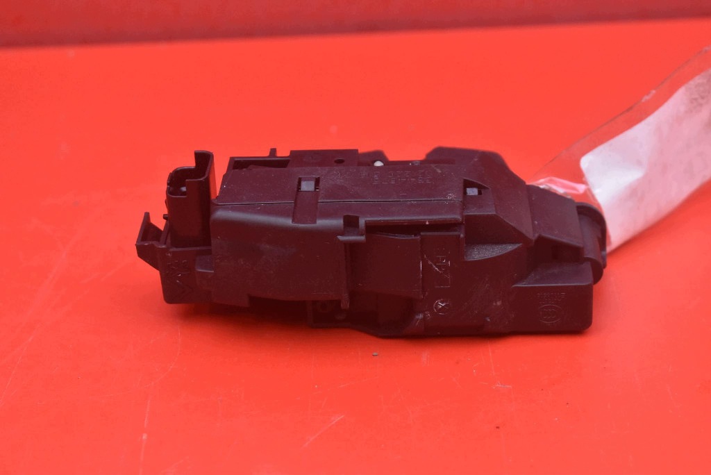 lock bonnet rear part boot 3644675 OPEL CROSSLAND LIFT 20-24