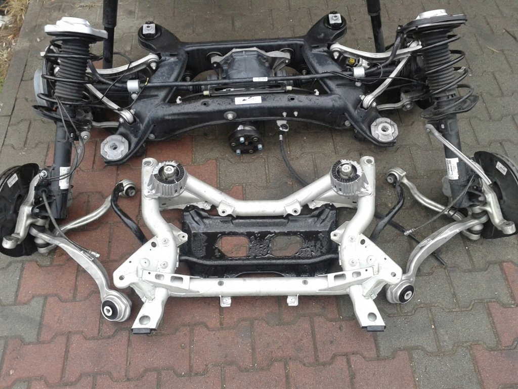 MERCEDES CLS W218 WÓZEK SANKI PRZÓD