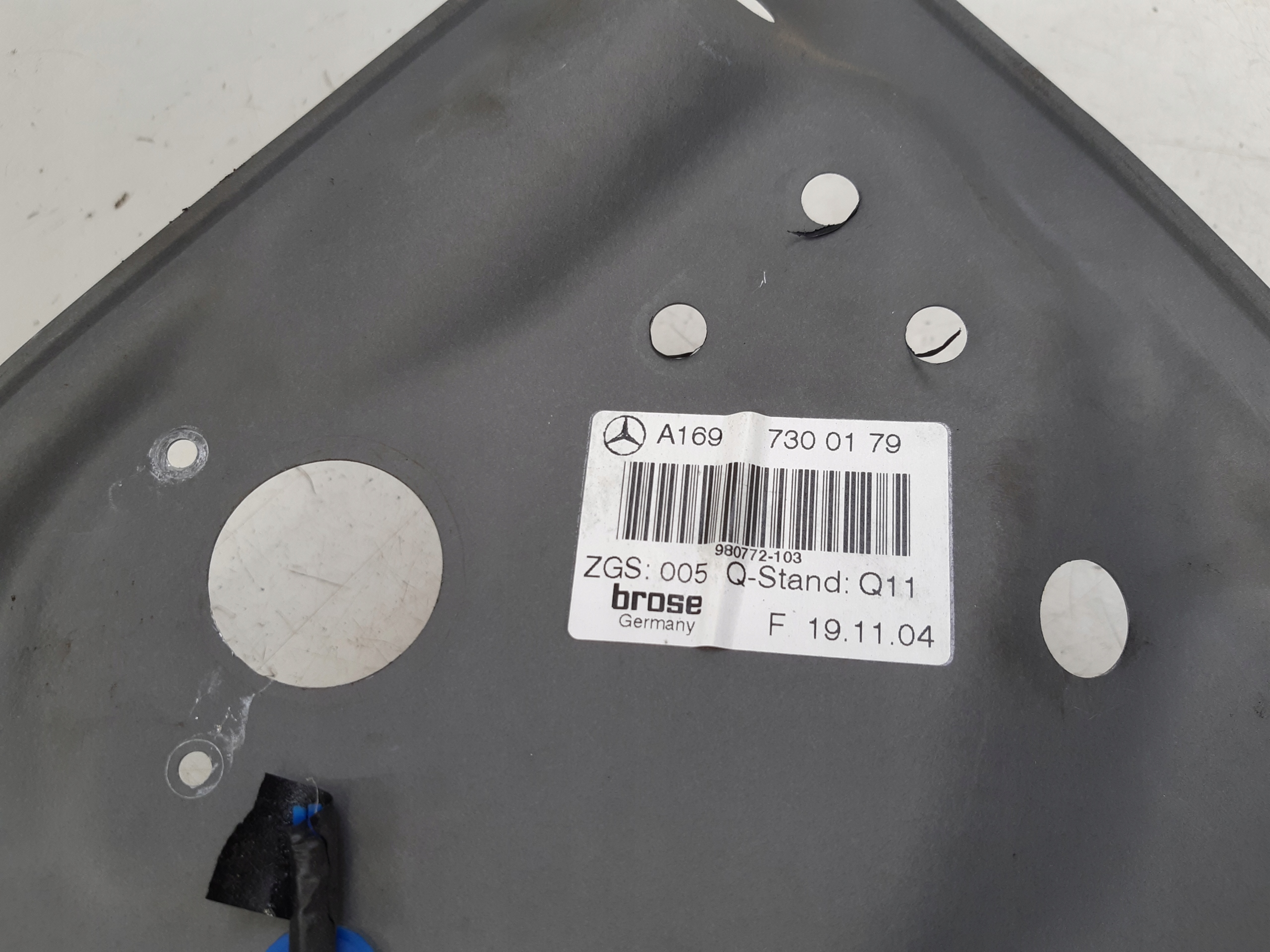 window regulator left rear part 1697300179 Mercedes W169