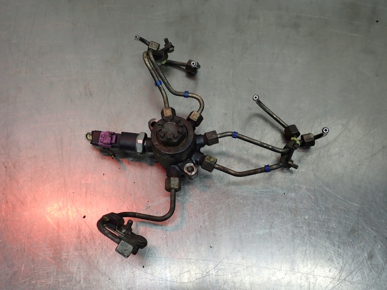 ROZDZIELACZ PALIWA FORD TRANSIT CONNECT I Producent części Ford OE