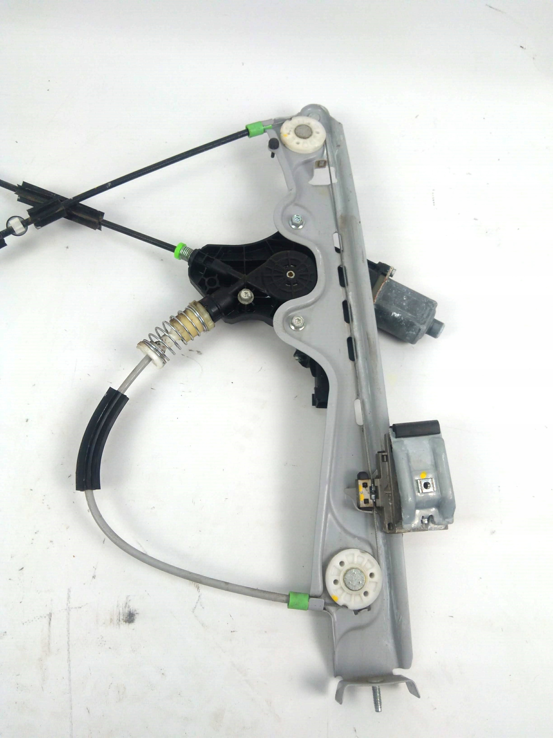 Chevrolet Camaro SS mechanism window regulator right 2016-18