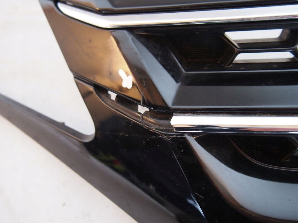 Mitsubishi Space Star 20r maska 2020