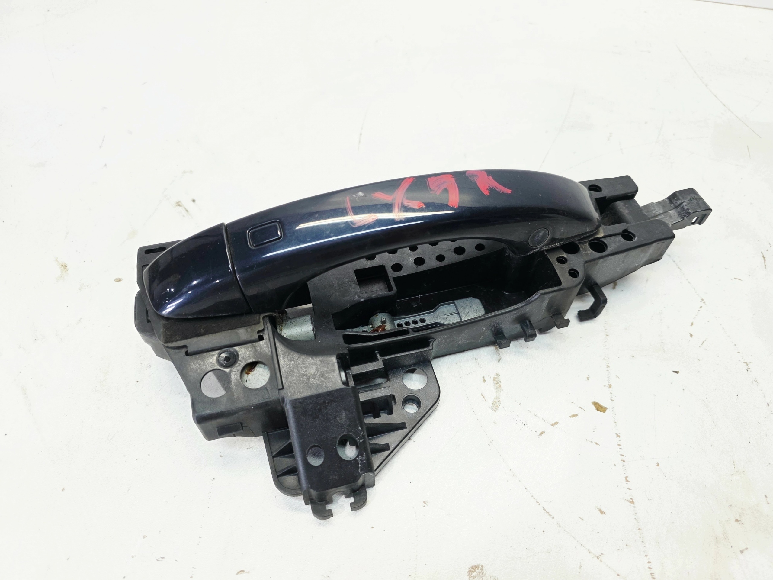 türgriff halter rechts vorne oder rechts heck AUDI A6 C7 A7 A8 4H0837886 LX5R