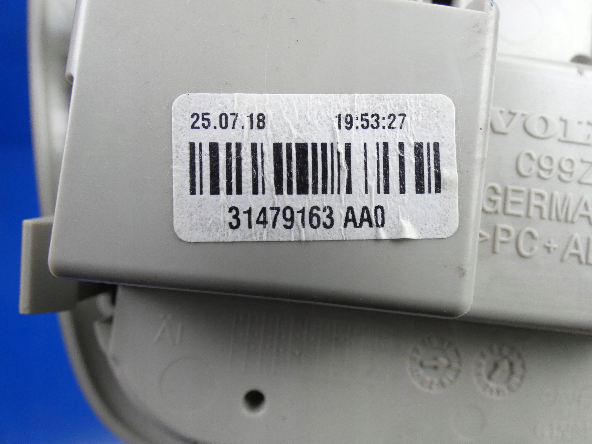 VOLVO V60 II S60 III 18- light OSWIETLENIE cabs inner front