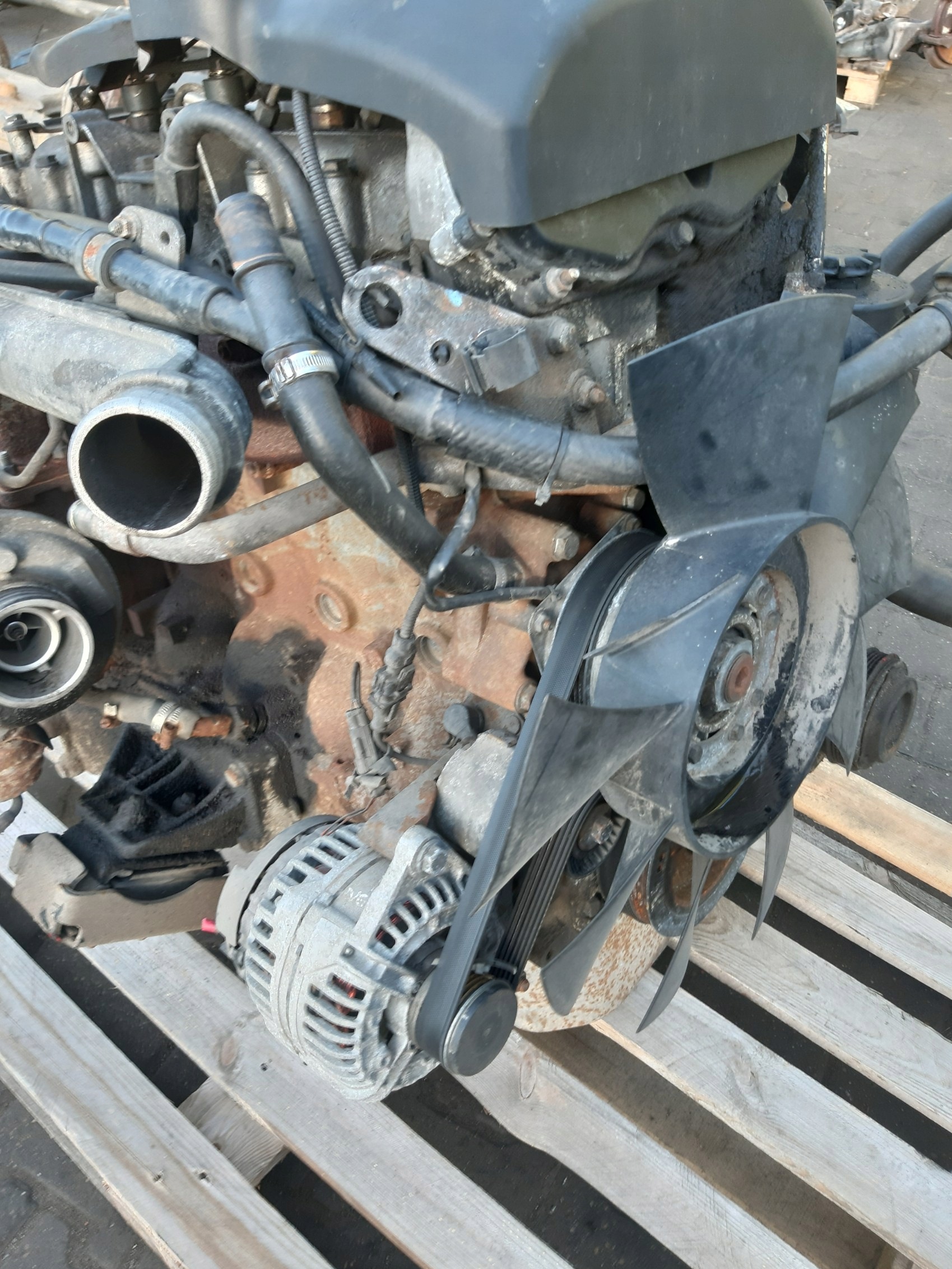 motor IVECO DAILY III FL 3.0 HPI F1CE0481B