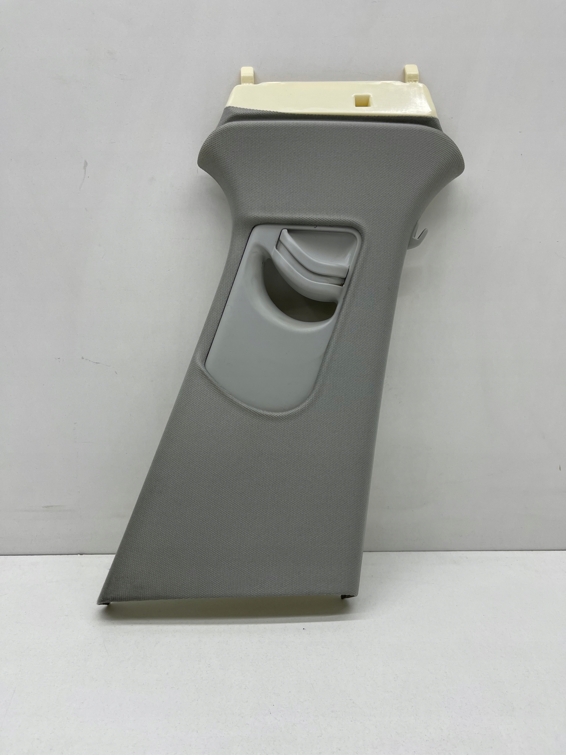 AUDI A6 C7 cover side slupka B upholstery right central
