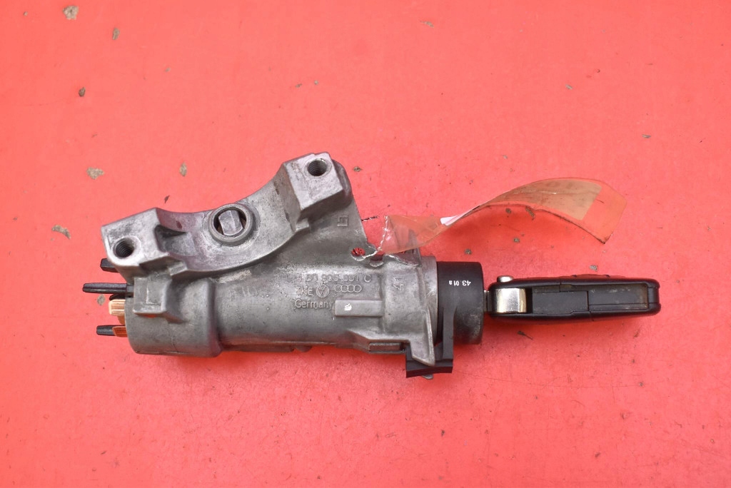 ignition key 4B0905851C AUDI A4 B6 2.0 20V 130 KM 00-05