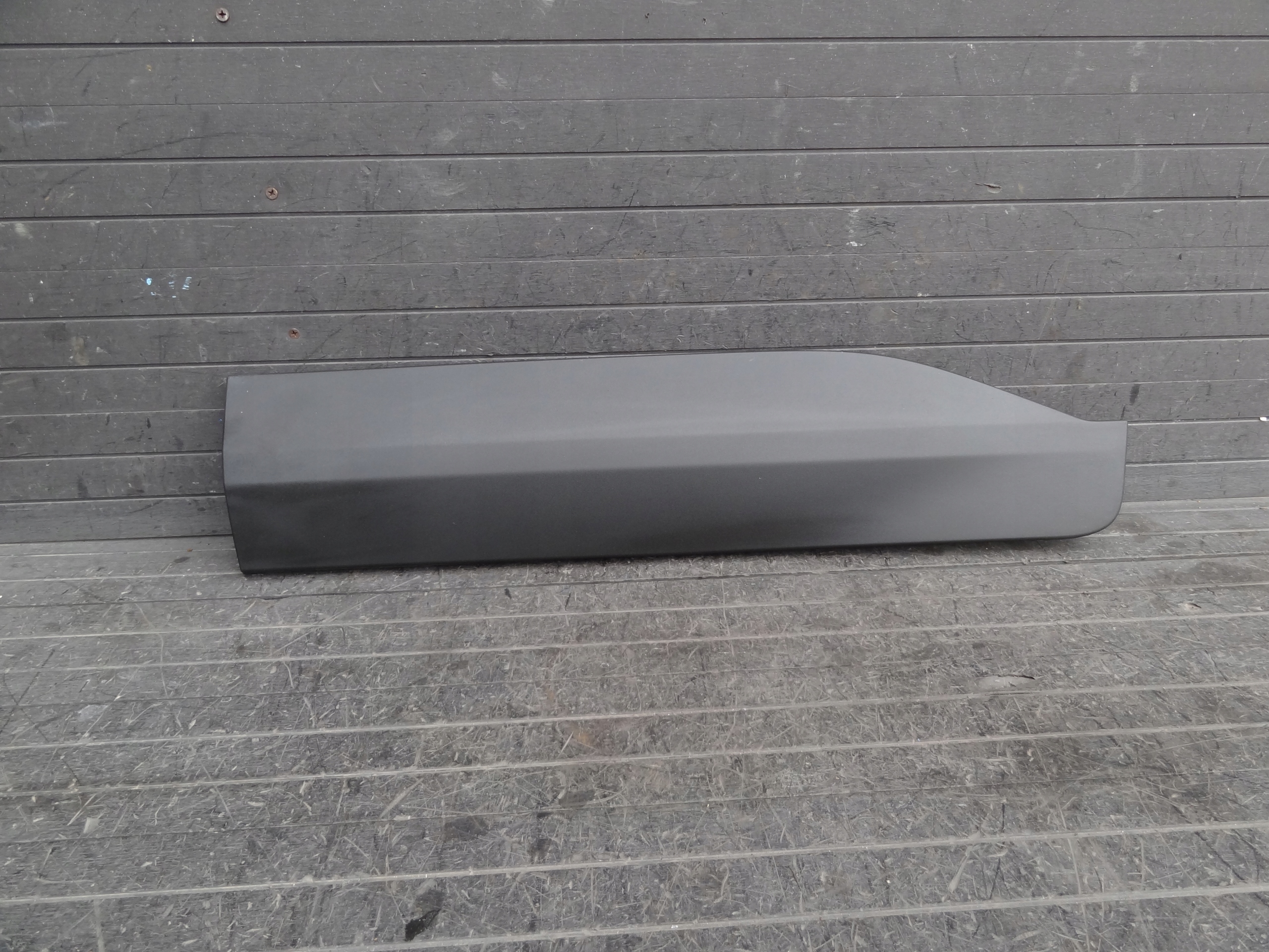 FORD TRANSIT COURIER III MK3 2024 LISTWA BLOTNIK LEWY TYL ORYGINAL