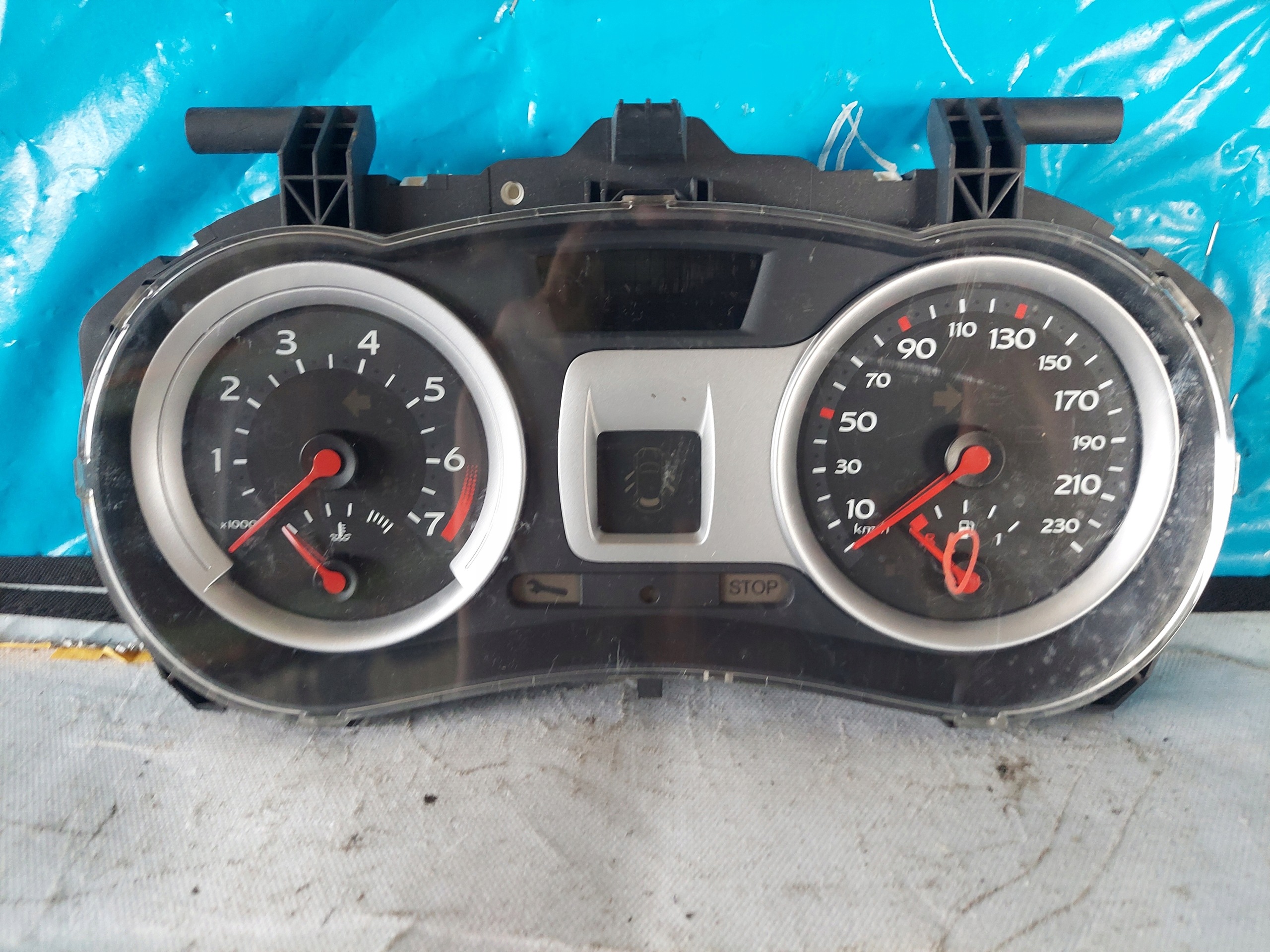 dials clock CLIO III 1.6 16V 8200305019F