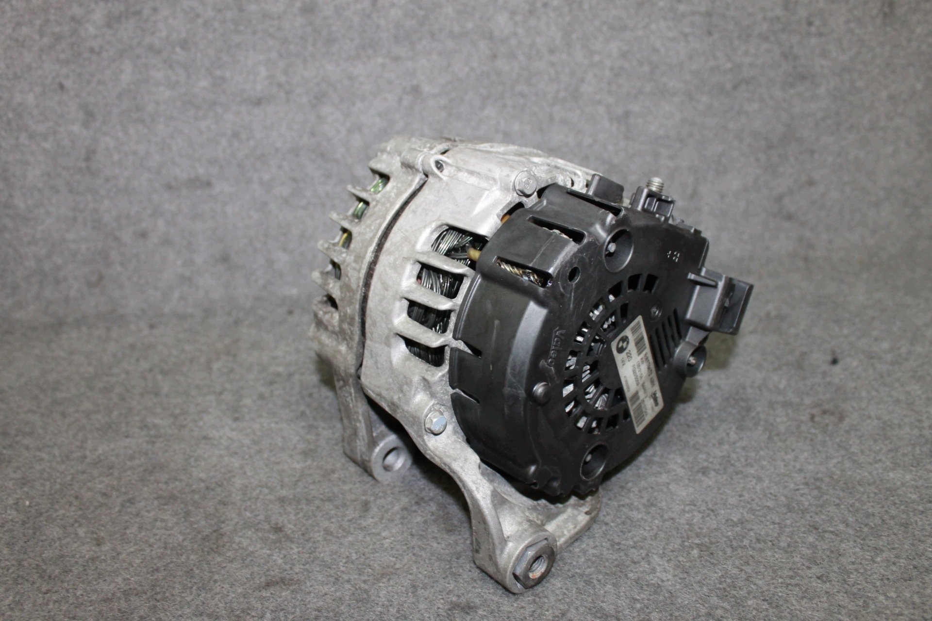 BMW F10 F01 X5 E70 X6 E71 2.5D 3.0D 3.5D N57 alternator 220A - 8570672