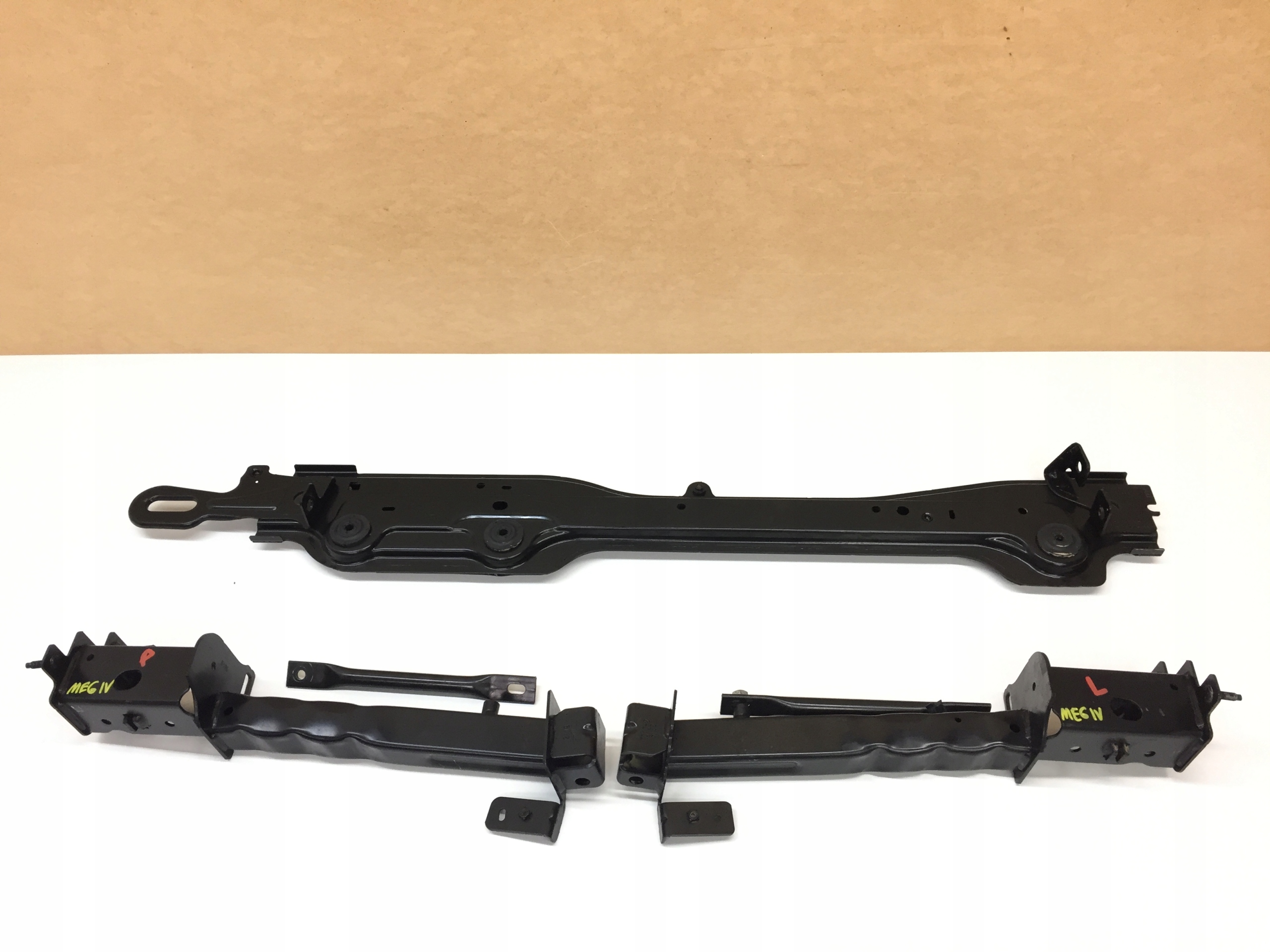 MEGANE IV BELKA POD CHŁODNICE STERFA ZGNIOTU KIEŁ