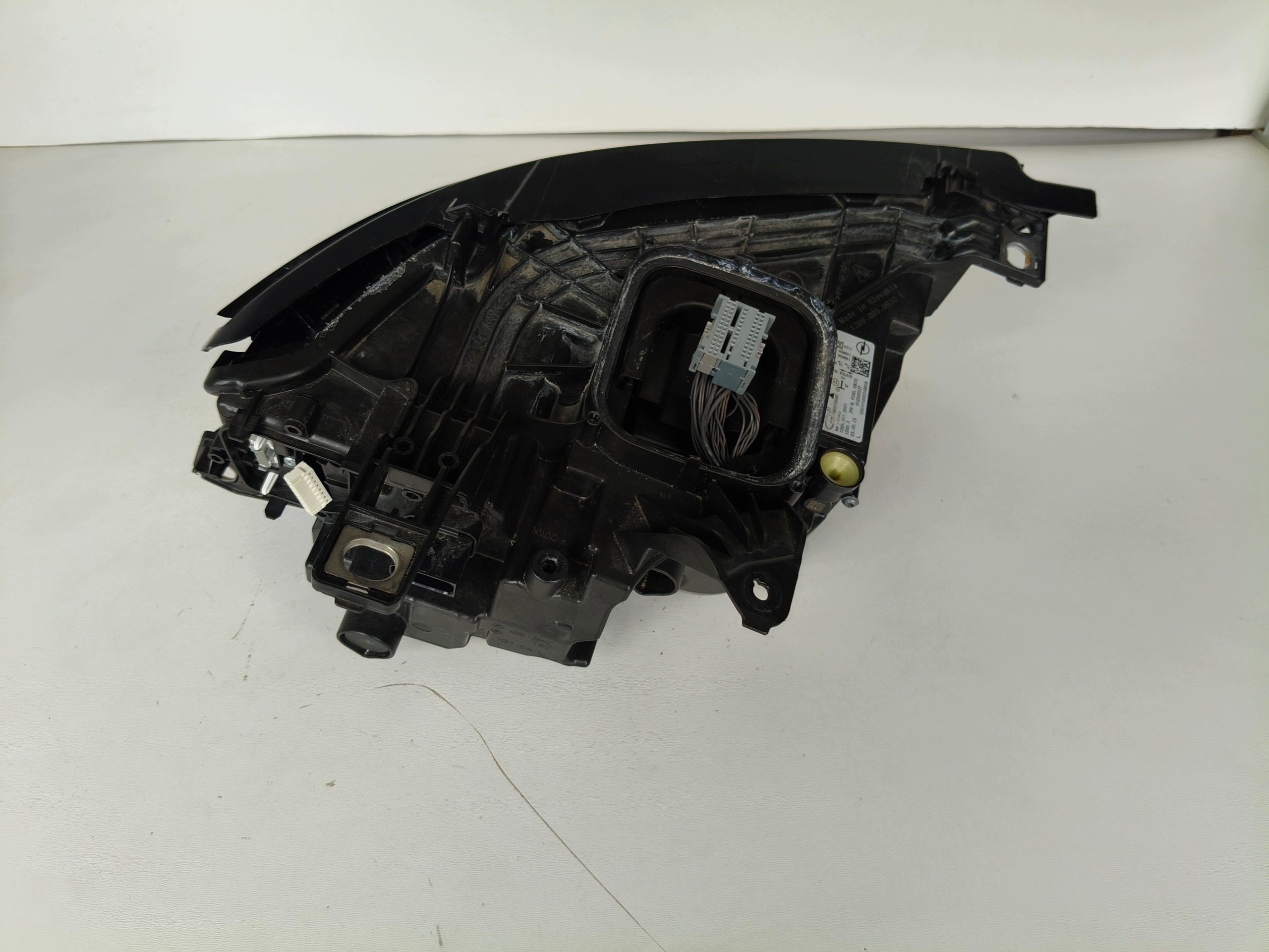 feu gauche REFLEKTOR OPEL ASTRA VI L 22- FULL LED INTELLI LUX