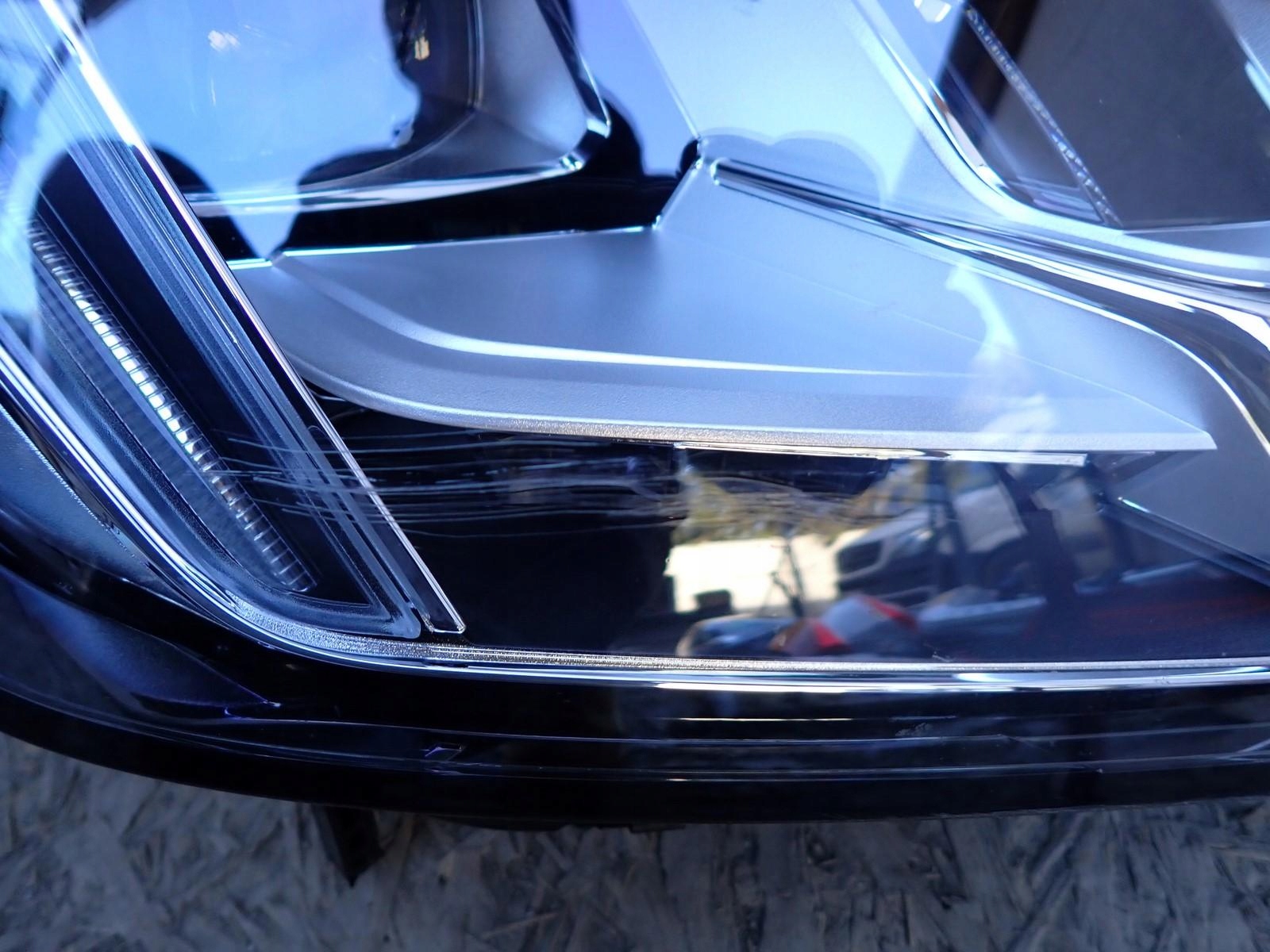 light left REFLEKTOR left FULL LED MATRIX AUDI A4 B9 2015-2019R 8W0941784