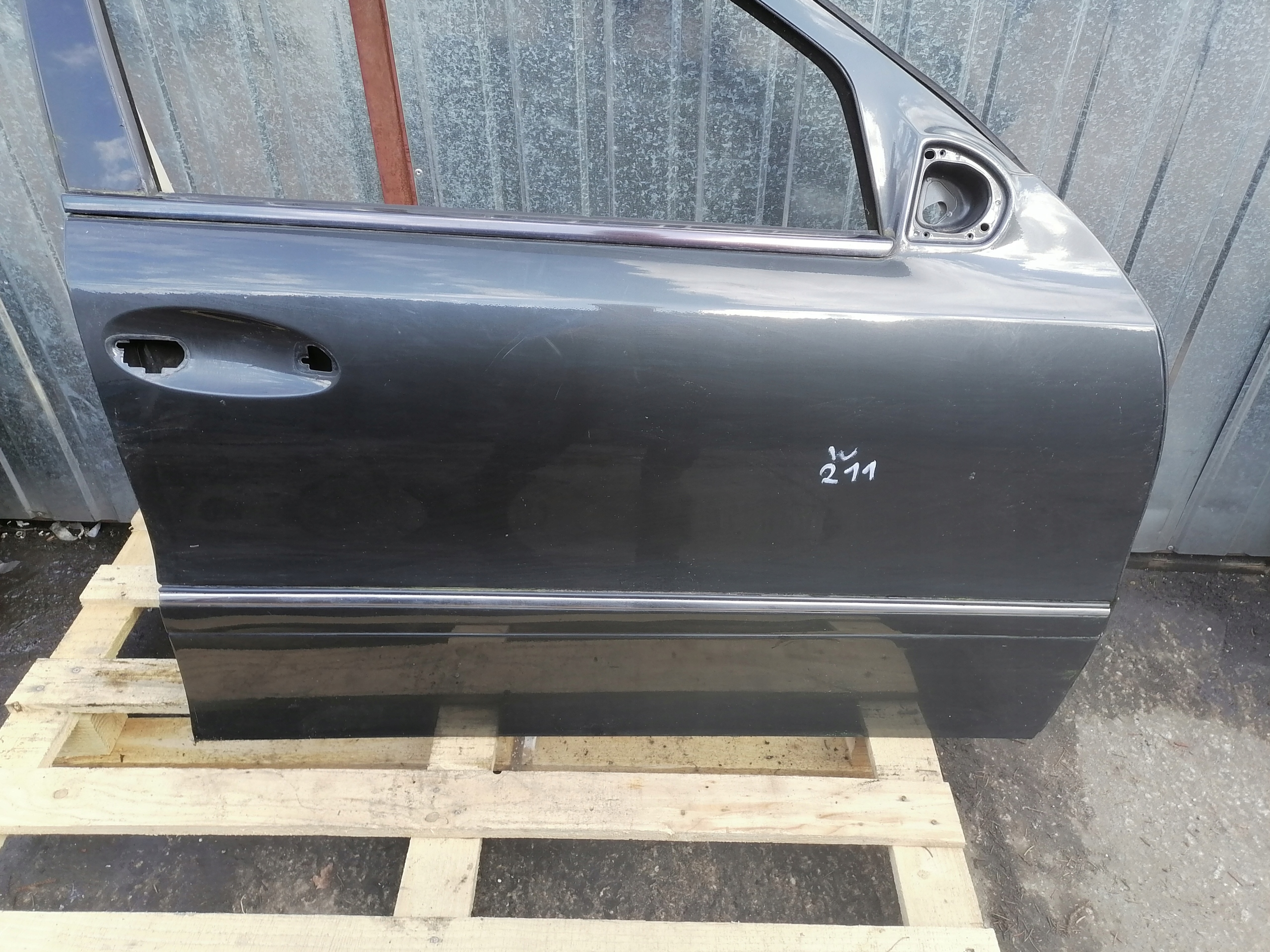 door right front front MERCEDES W211 753U