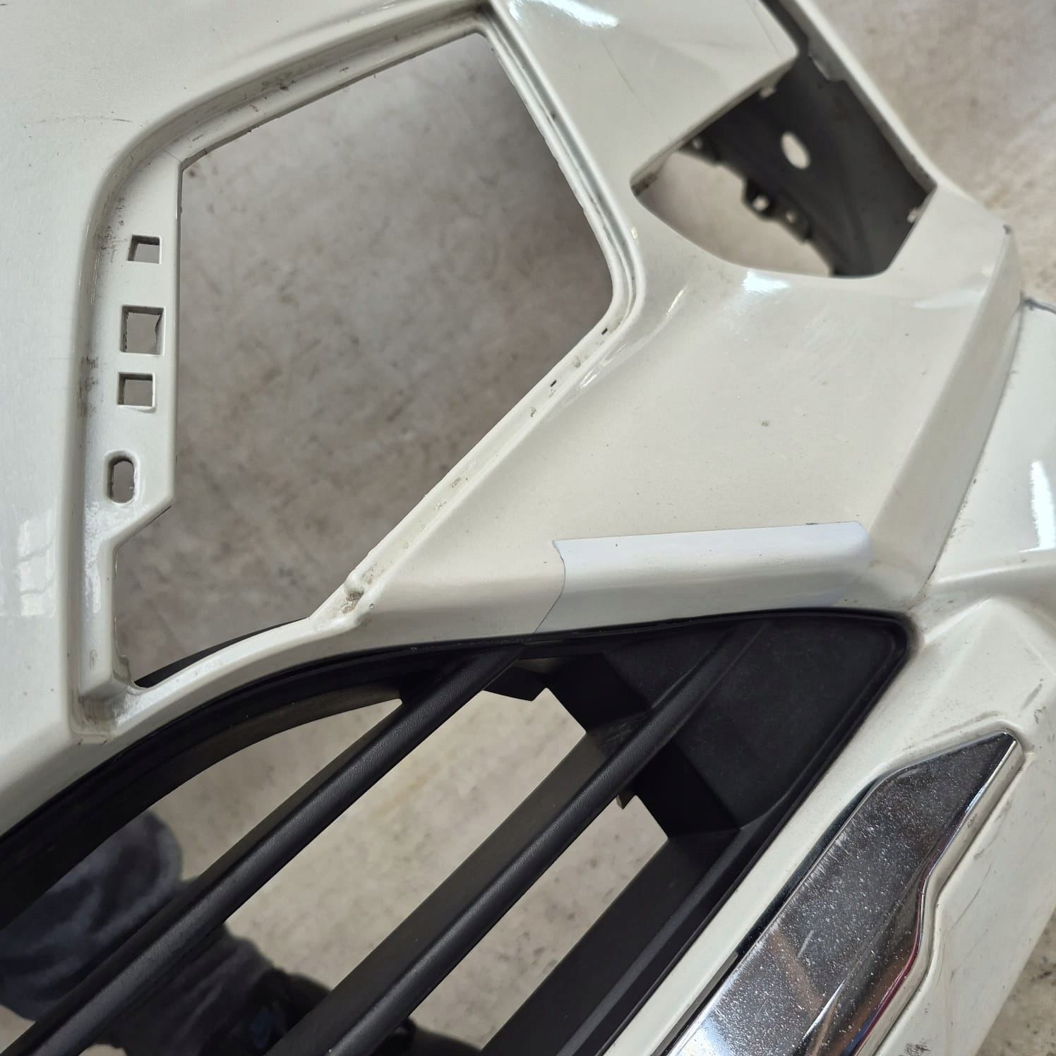 NISSAN X-TRAIL III 3 T32 LIFT 17-21 bumper front front PDC