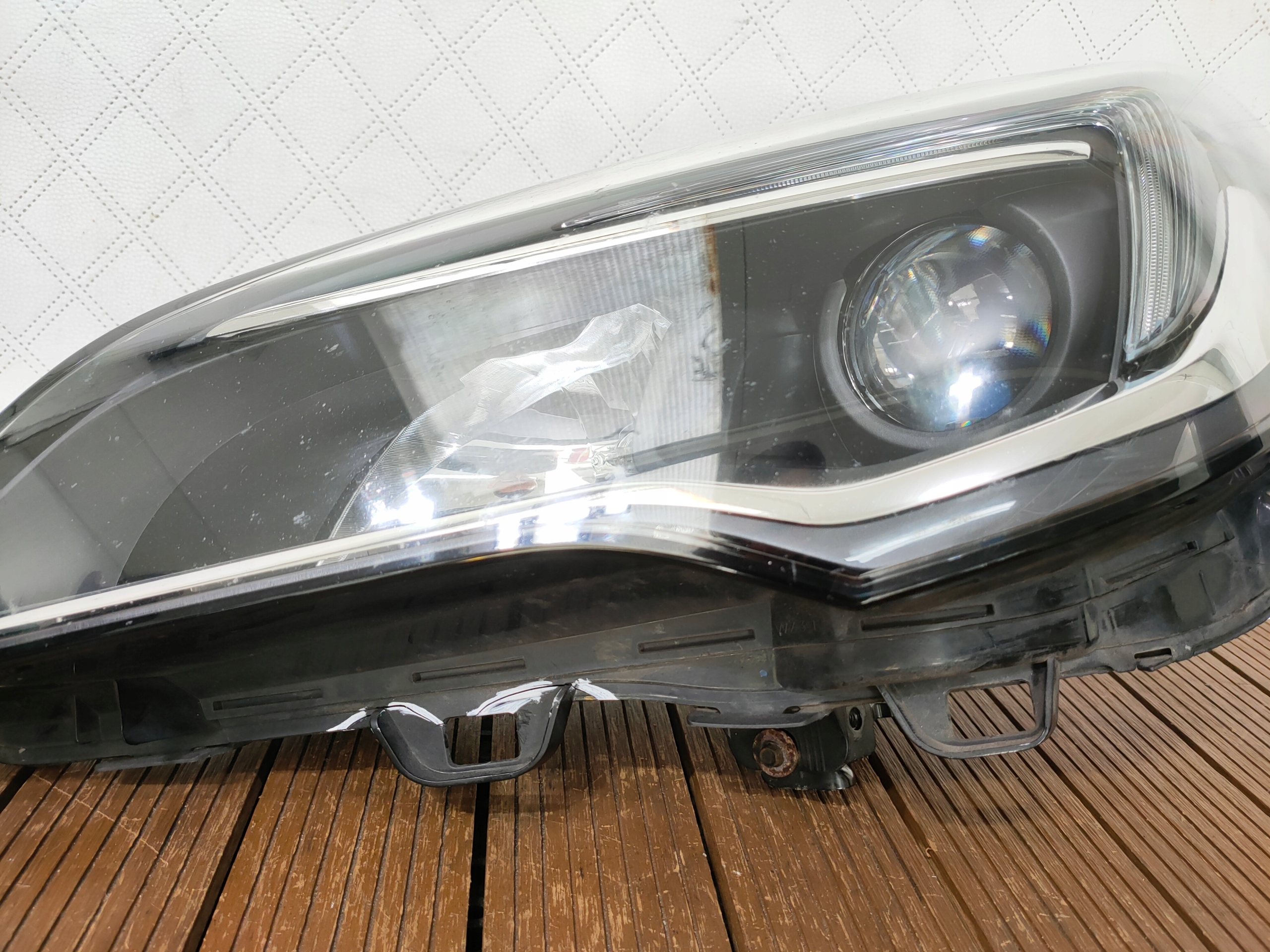 OPEL ASTRA V K 15-19 light front left lens LED 39111143 EUROPA OE