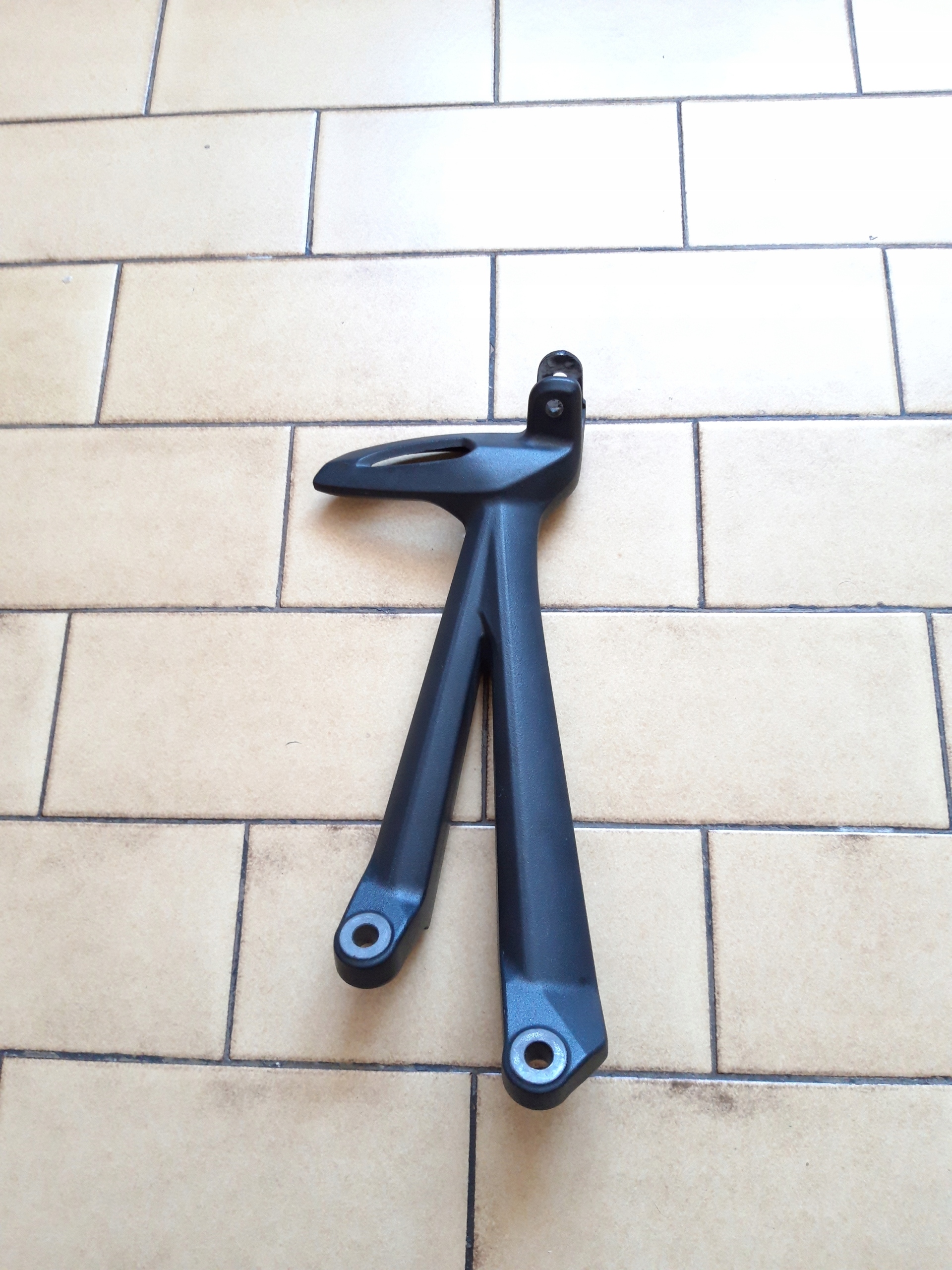 Triumph Street Triple 675 подставка для ног левая 13-17