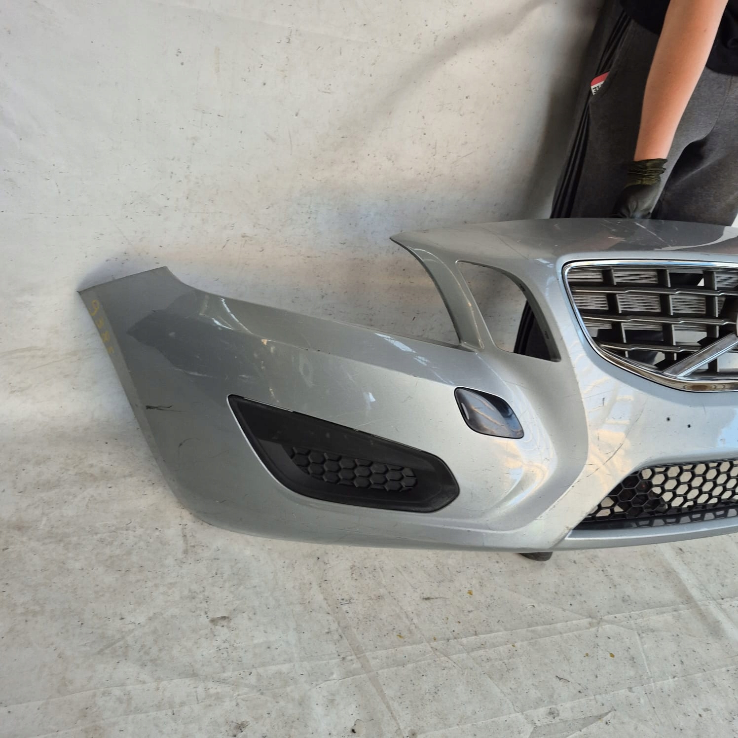 VOLVO V60 and 1 S60 II 2 10-13 bumper front front