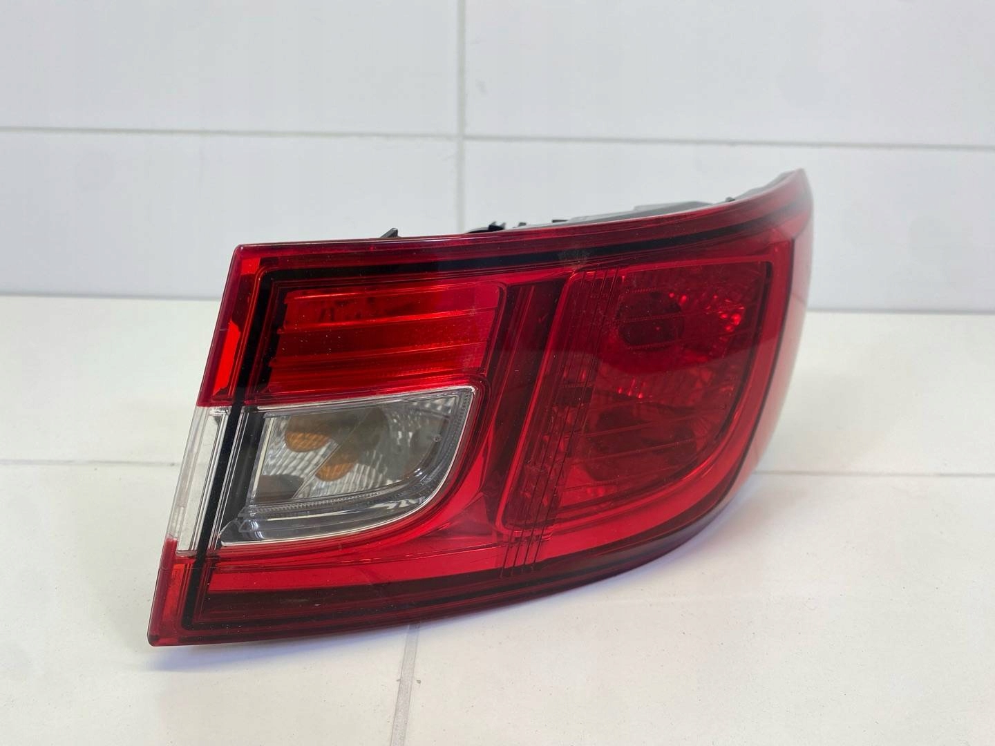 light rear right side Renault Clio 4 2015 265502831R