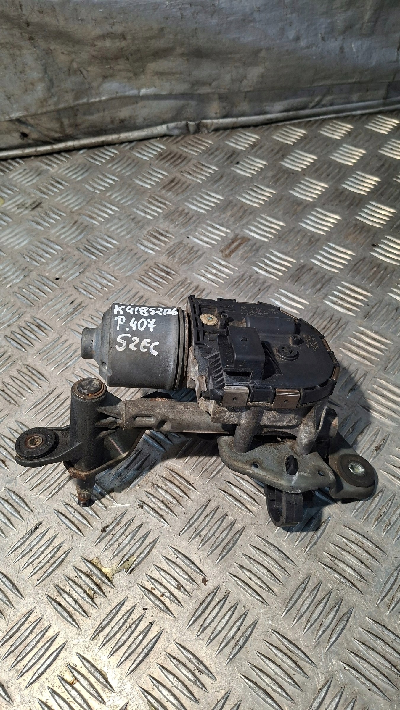 wiper mechanism left front PEUGEOT 407