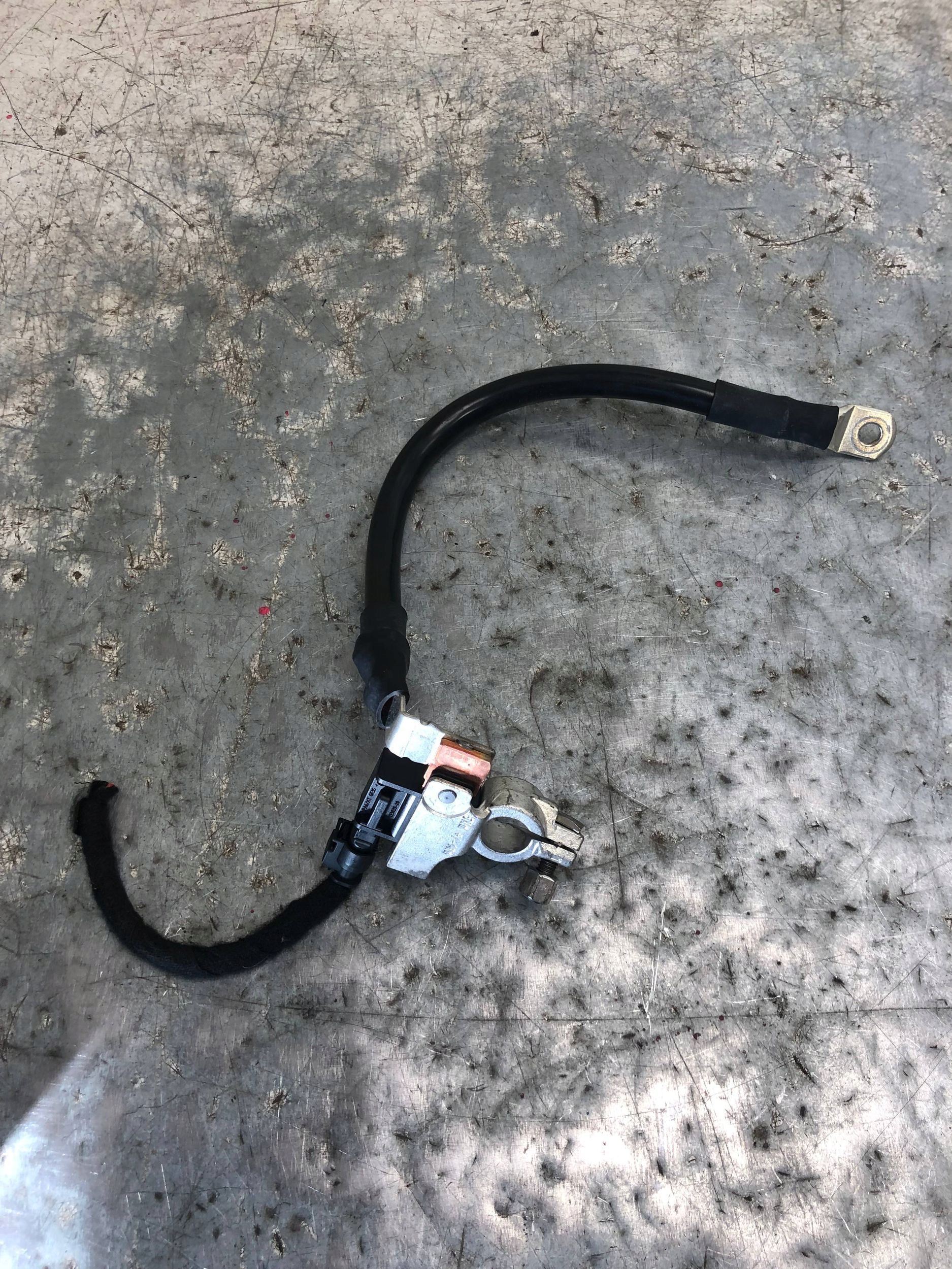 Batteriemanagement Sensor AUDI A4 B8 LIFT 8T0915181