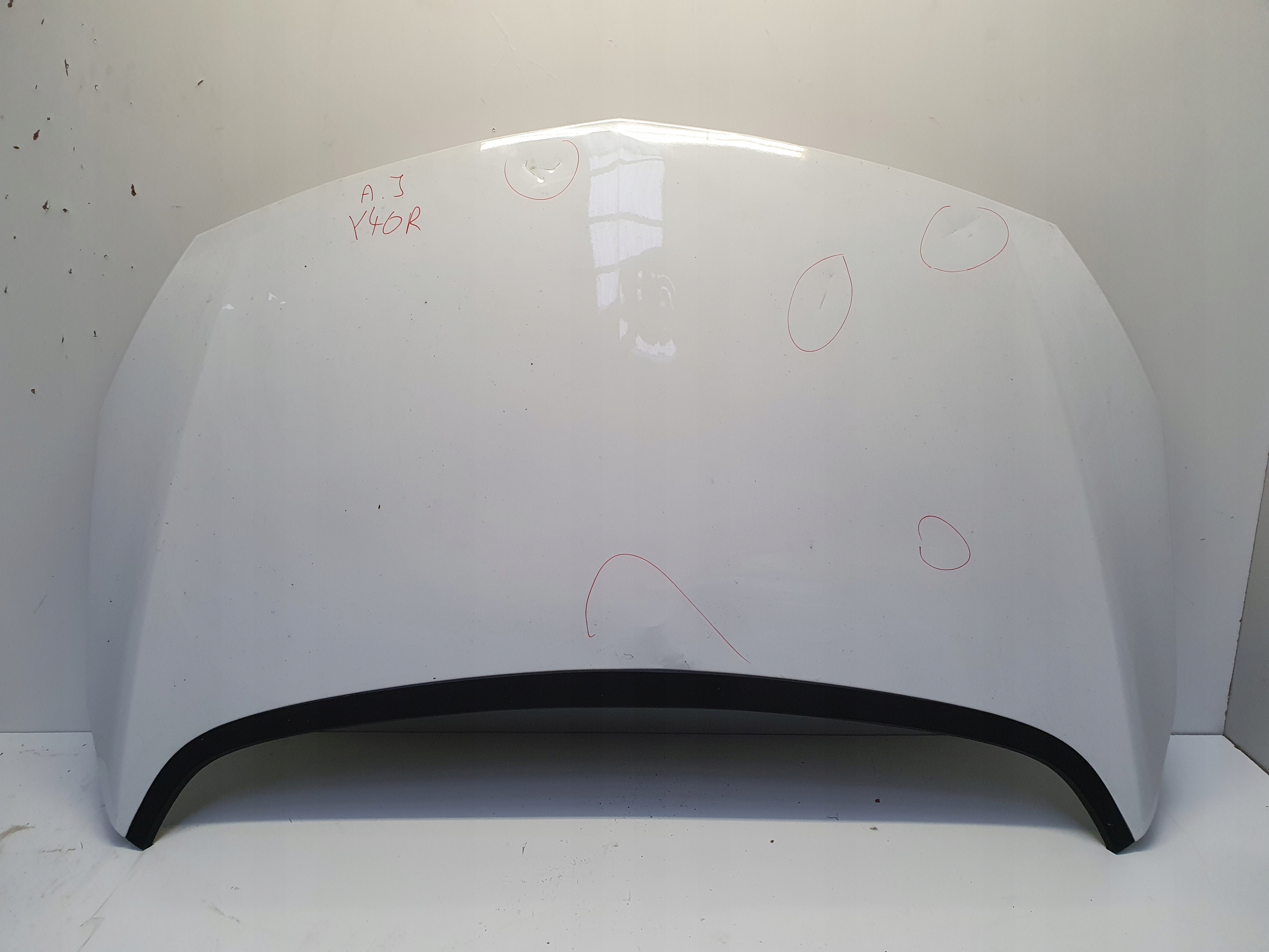OPEL ASTRA J bonnet Y40R