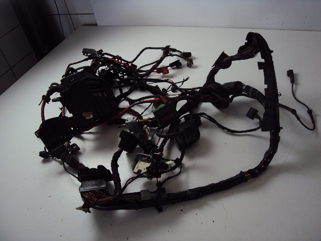 Установка моторного відсіку VOLVO XC60 і 2.4 D5 08-