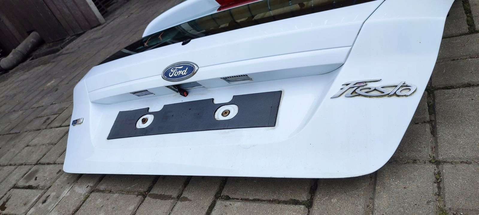 trunk door boot Ford Fiesta MK7 3D H9