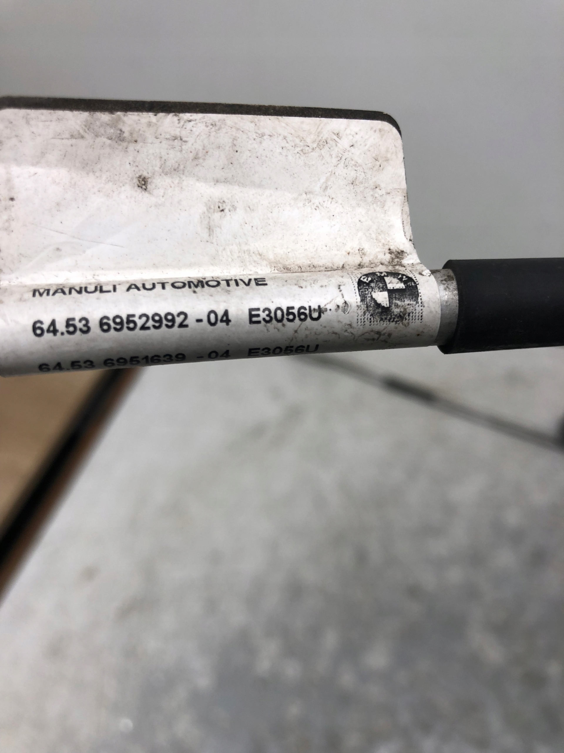 prijenos klimatizacije BMW E90 6952992