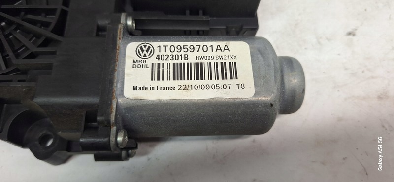 mini motor windows left front SKODA OCTAVIA II 5K0959793A