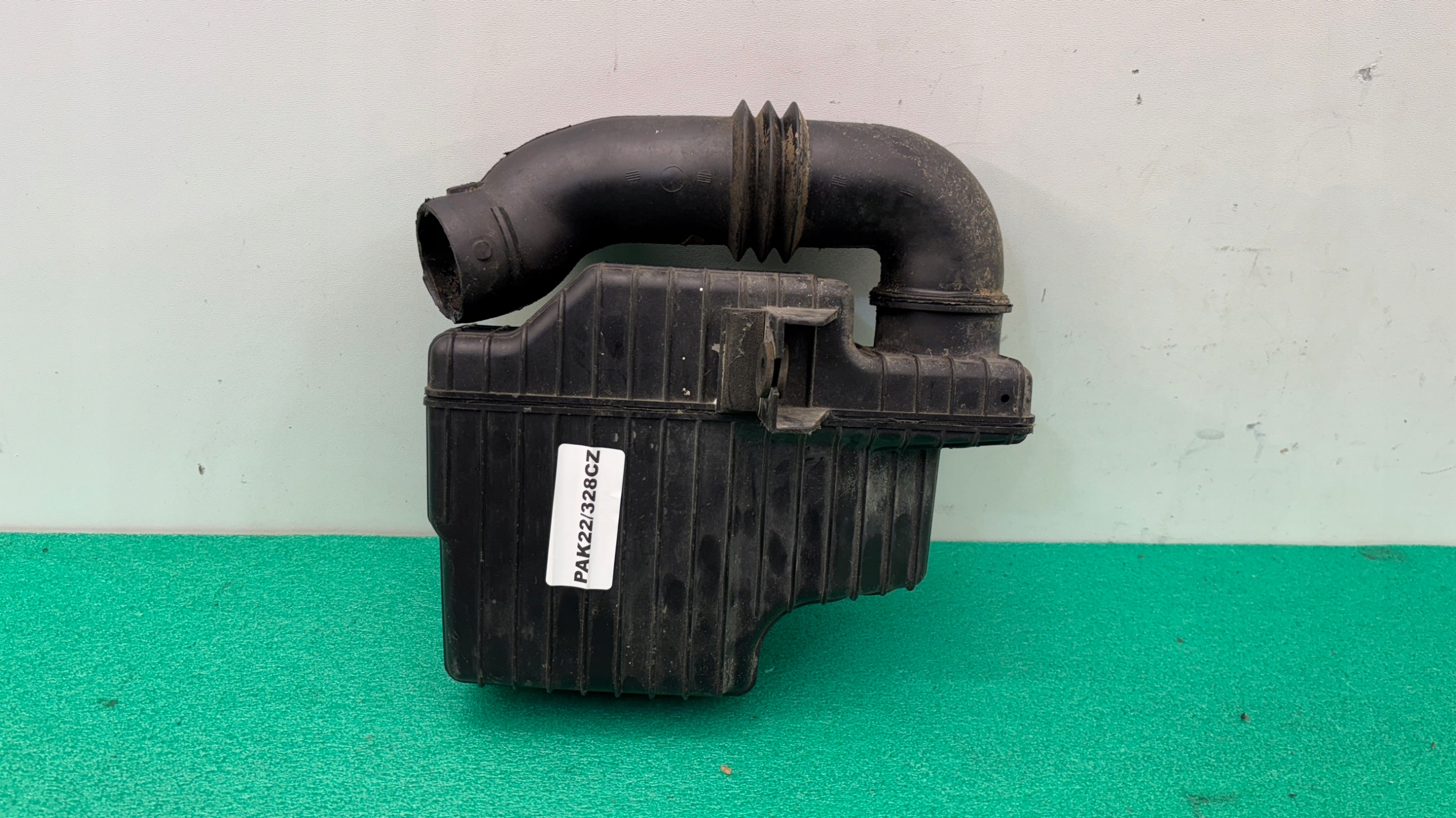 filter air REZONATOR FORD FIESTA MK4 MK5 96MF9F763BD PAK22/328CZ